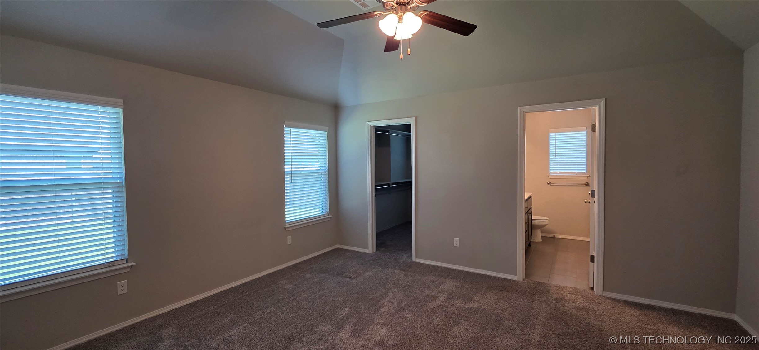 1502 E Utica Place Property Photo 24