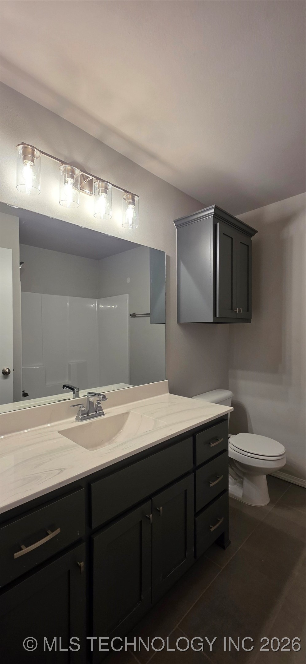 1502 E Utica Place Property Photo 34