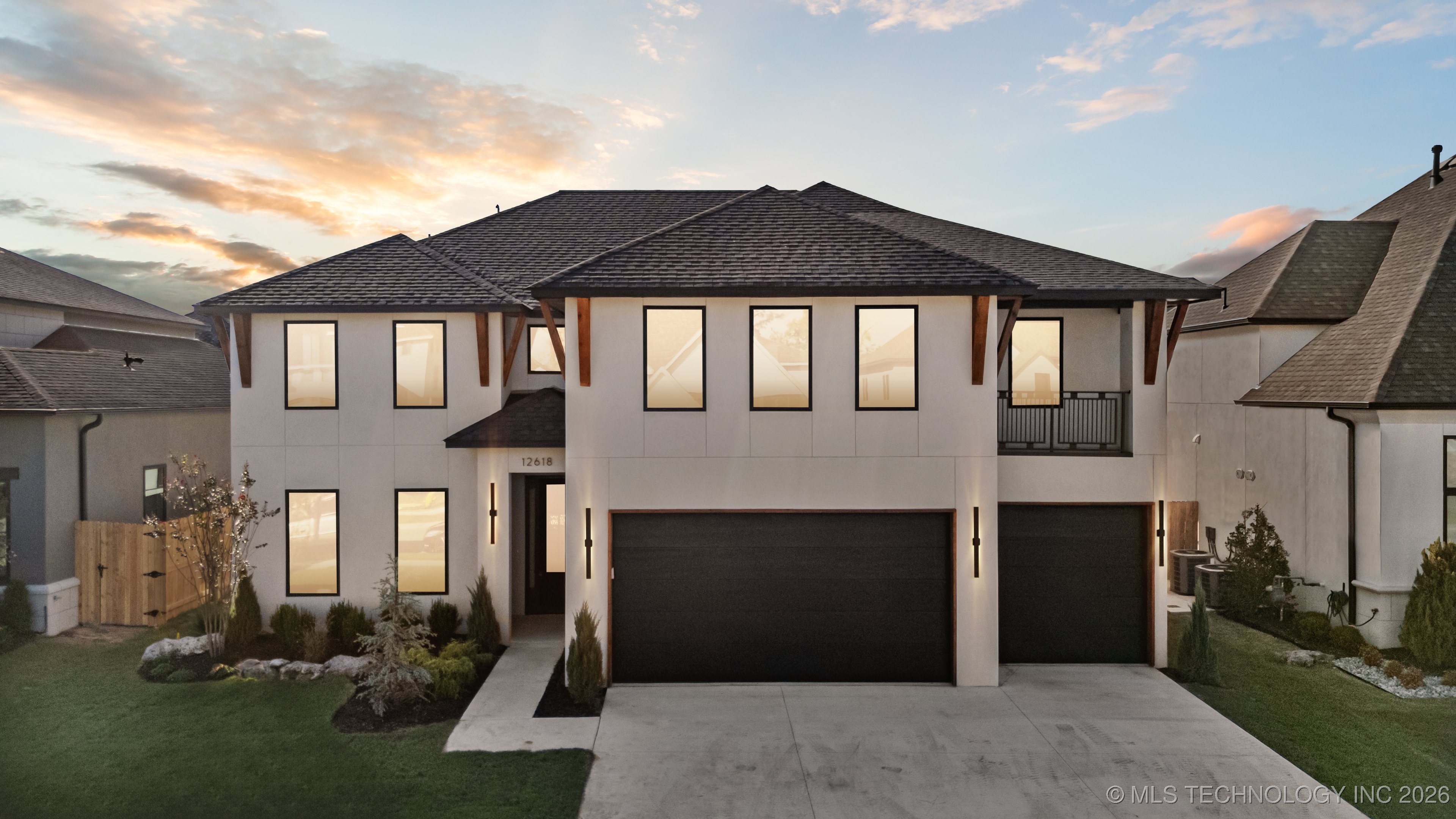 12618 S Granite Avenue Property Photo 1