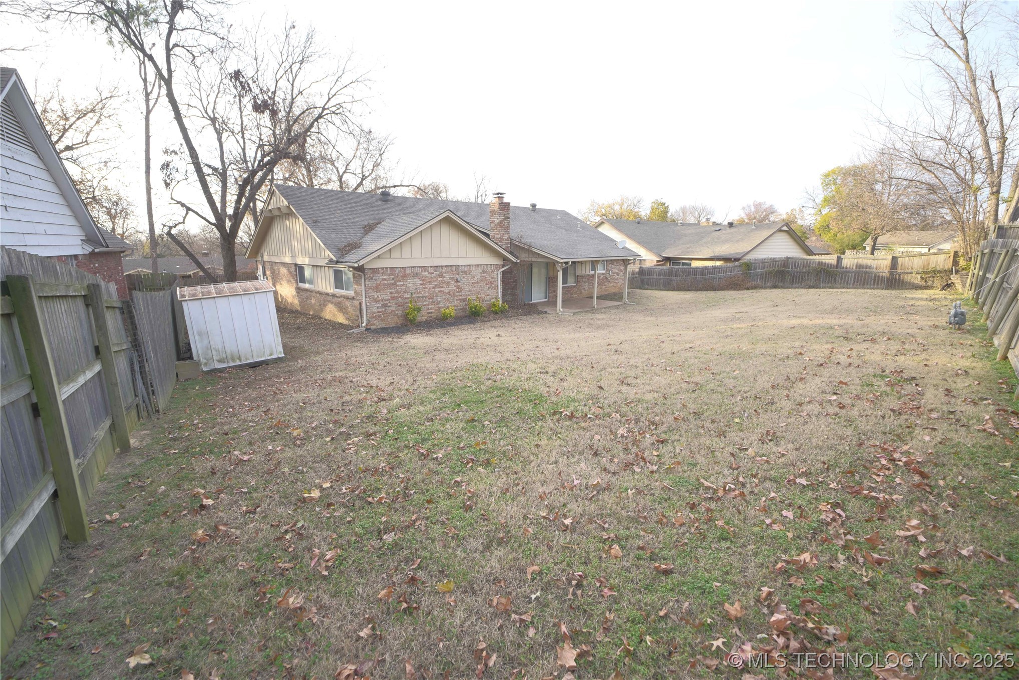 7811 S College Avenue Property Photo 21