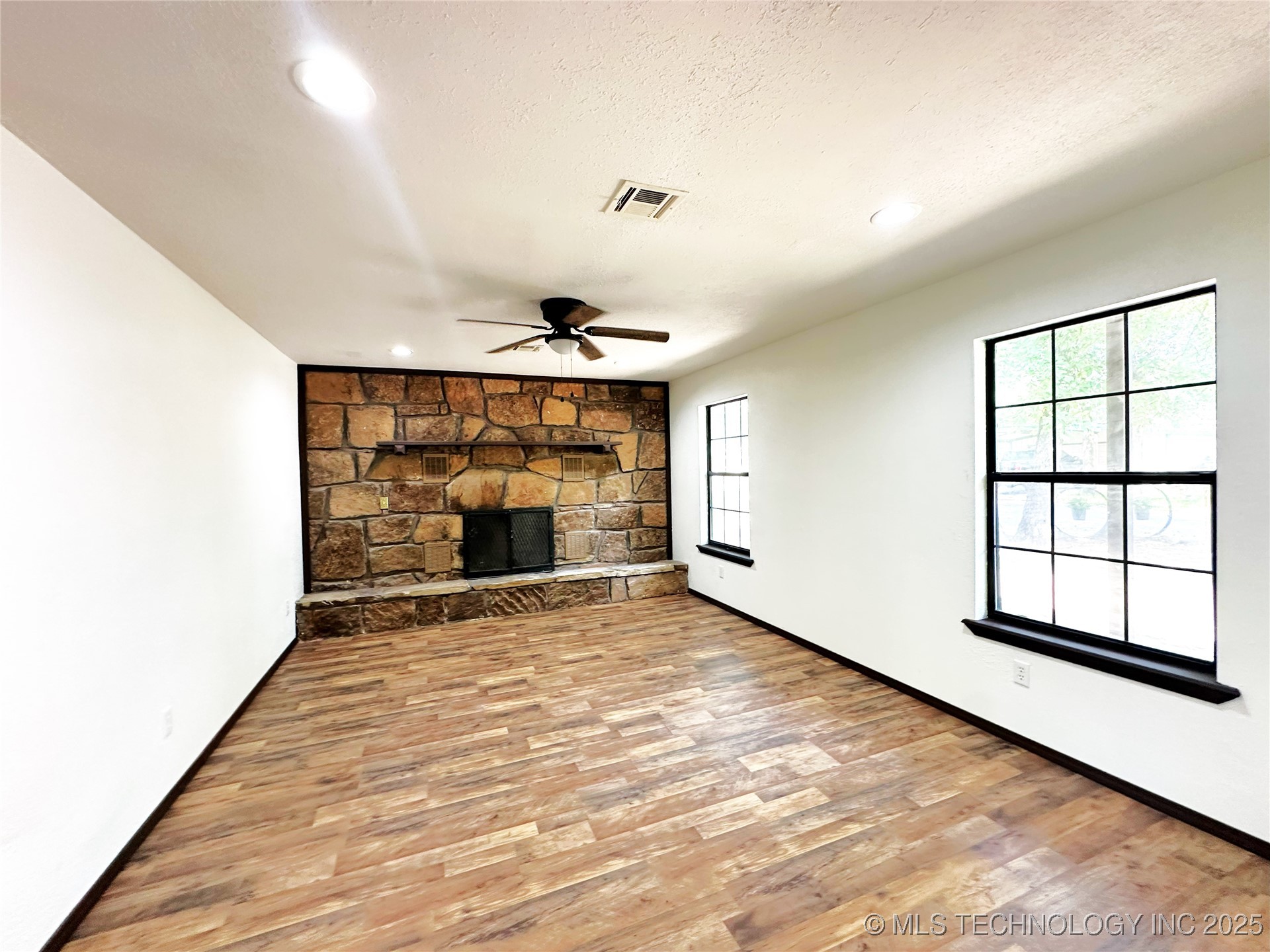 417308 Bridgeport Road Property Photo 9