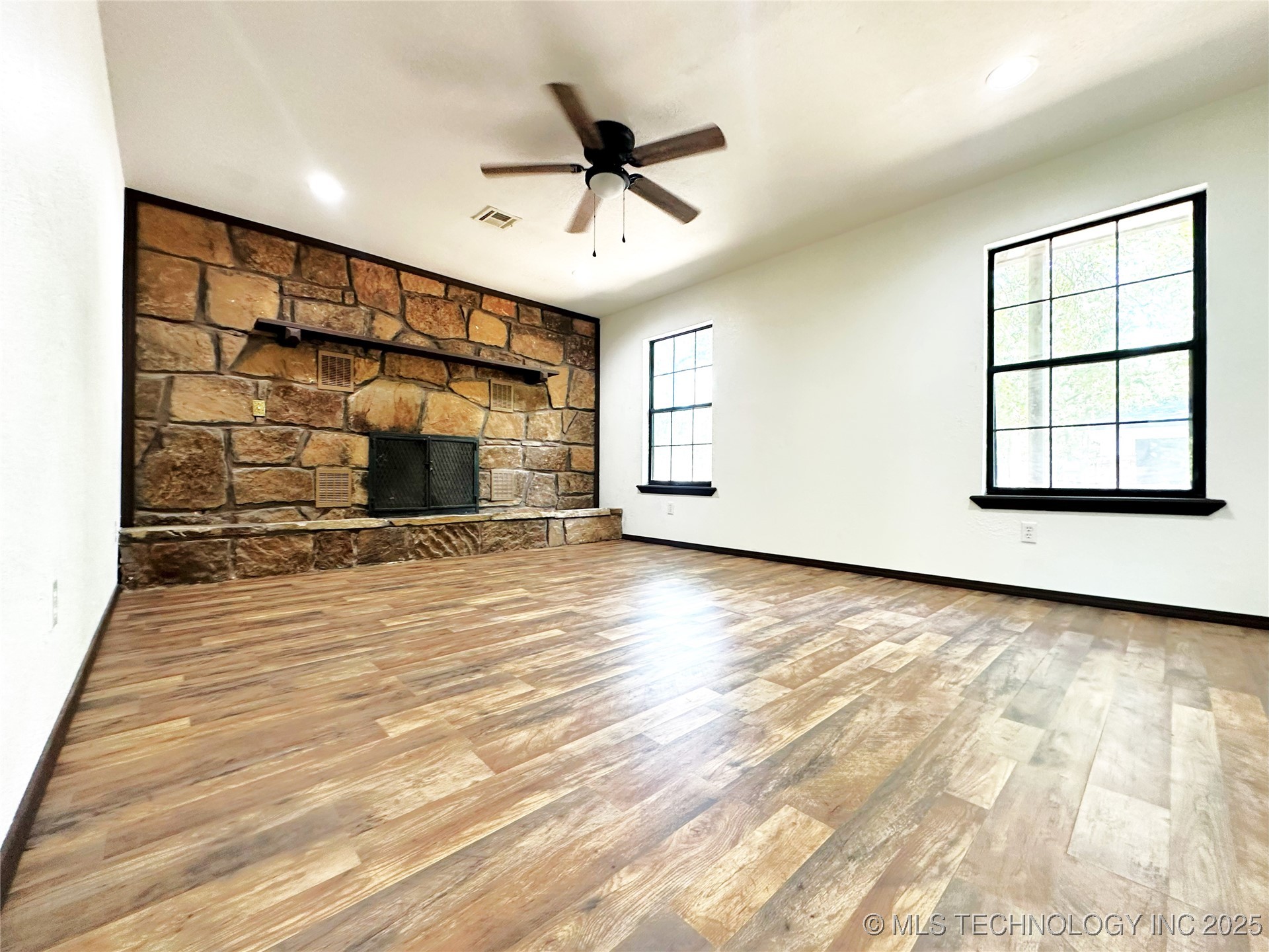 417308 Bridgeport Road Property Photo 10