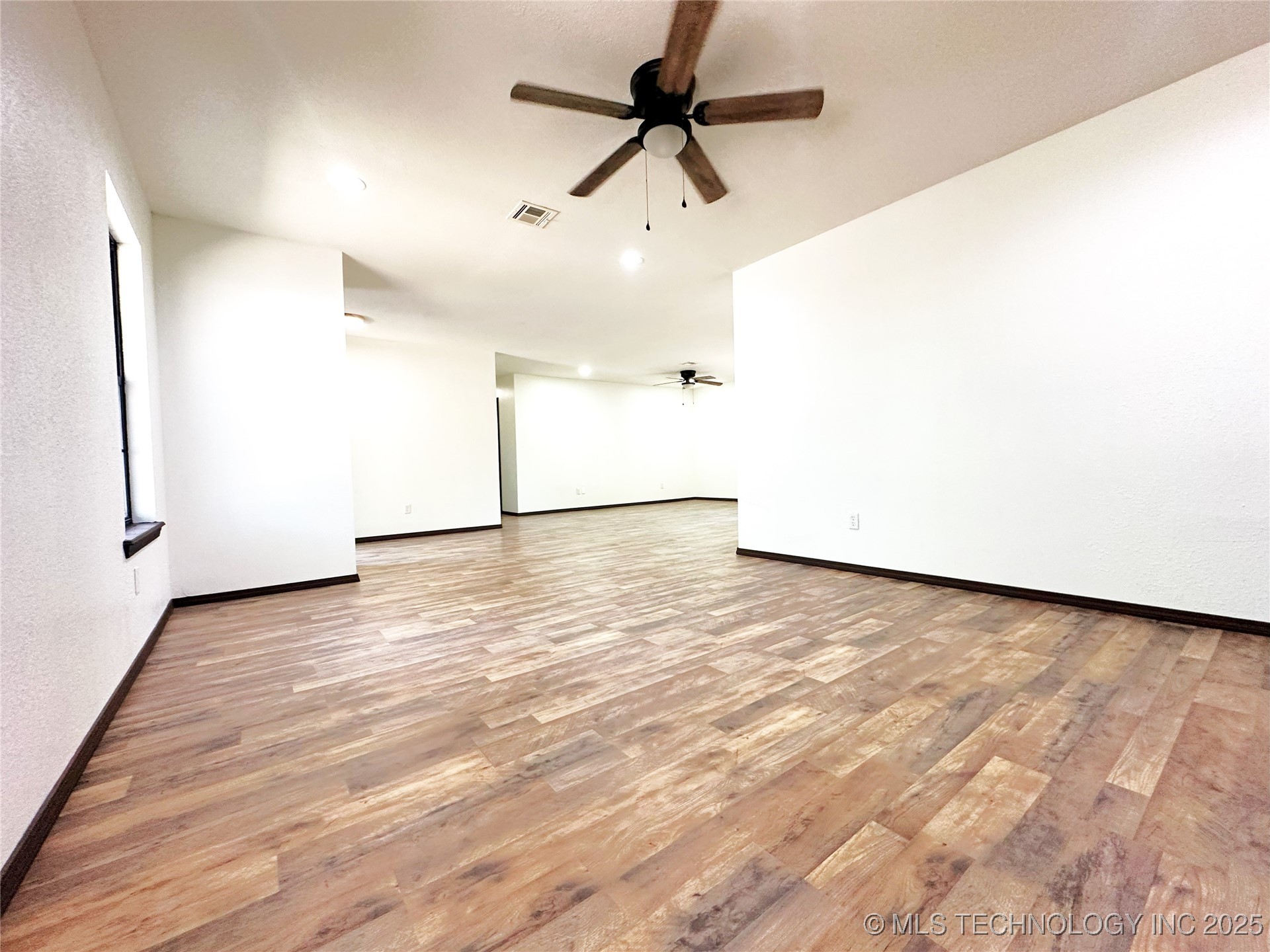 417308 Bridgeport Road Property Photo 12