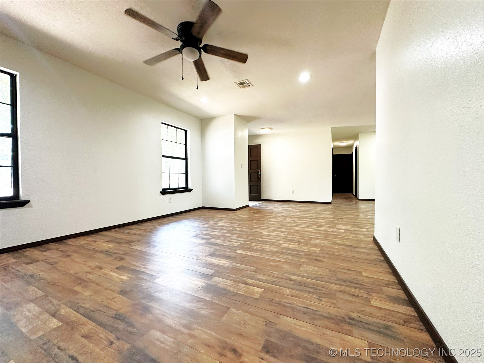 417308 Bridgeport Road Property Photo 13