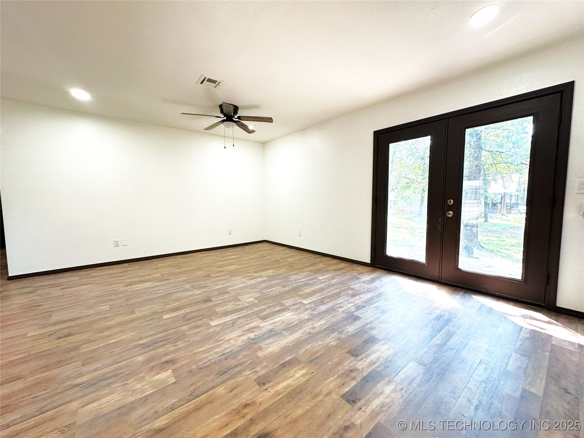 417308 Bridgeport Road Property Photo 24