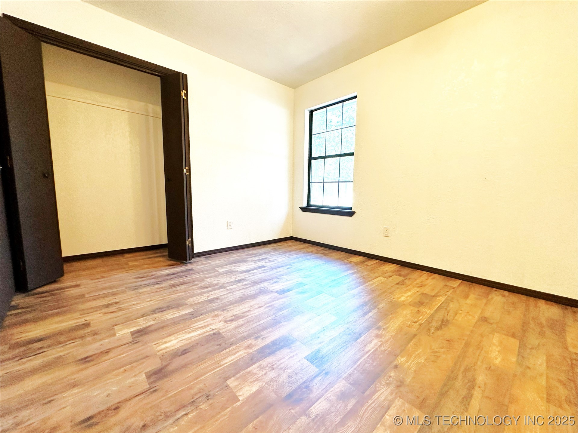 417308 Bridgeport Road Property Photo 32