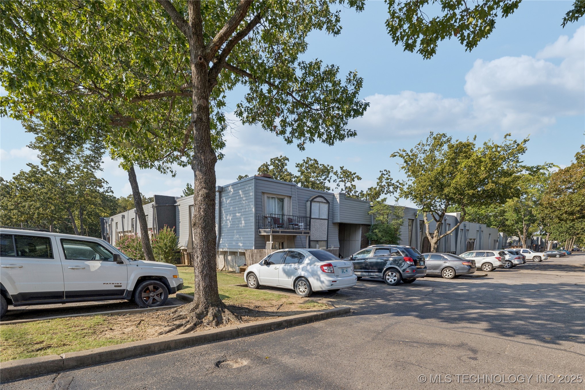 4894 E 68th Street 248 Property Photo 16