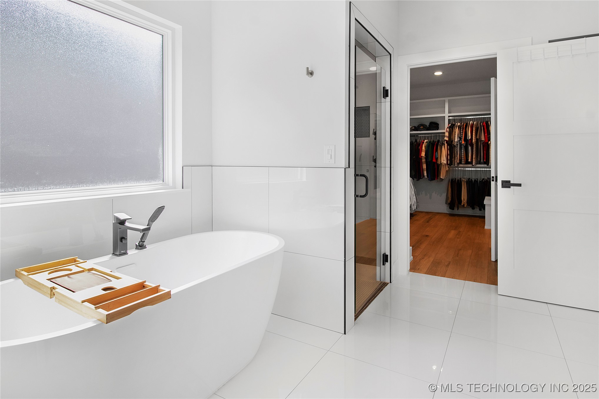 1105 W 86th Street Property Photo 18