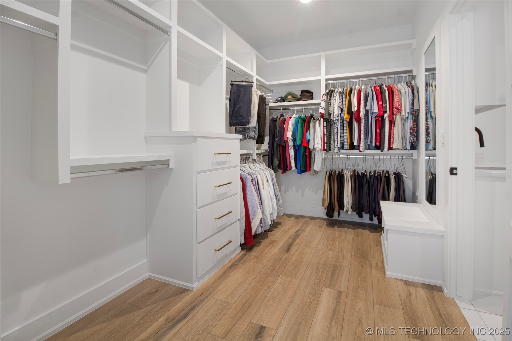 1105 W 86th Street Property Photo 22