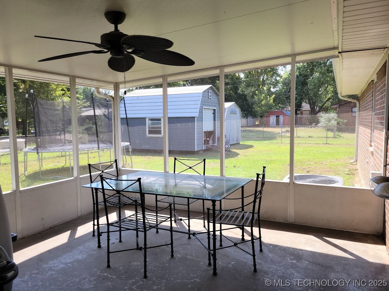 1006 Nw 4th Property Photo 8