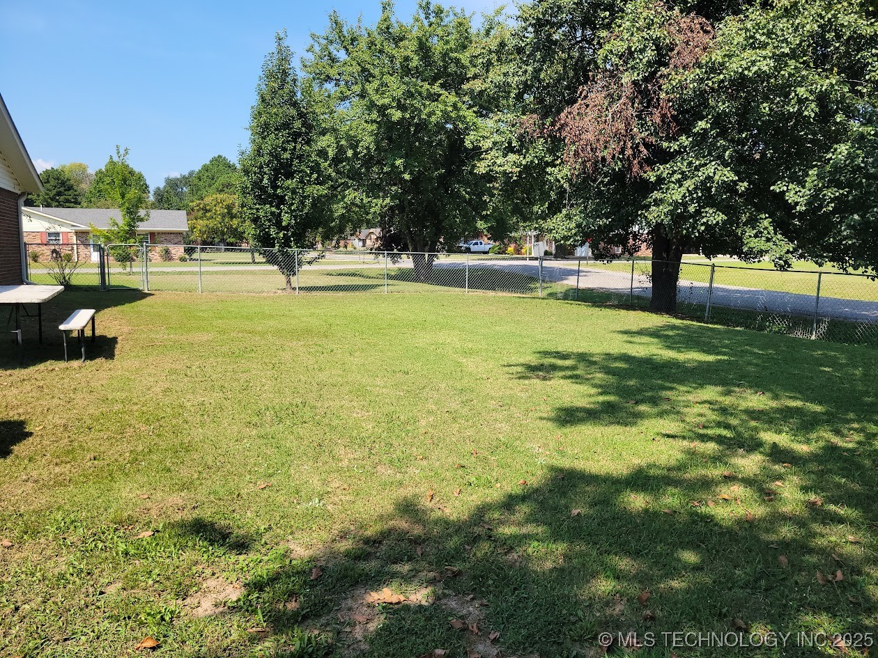 1006 Nw 4th Property Photo 10