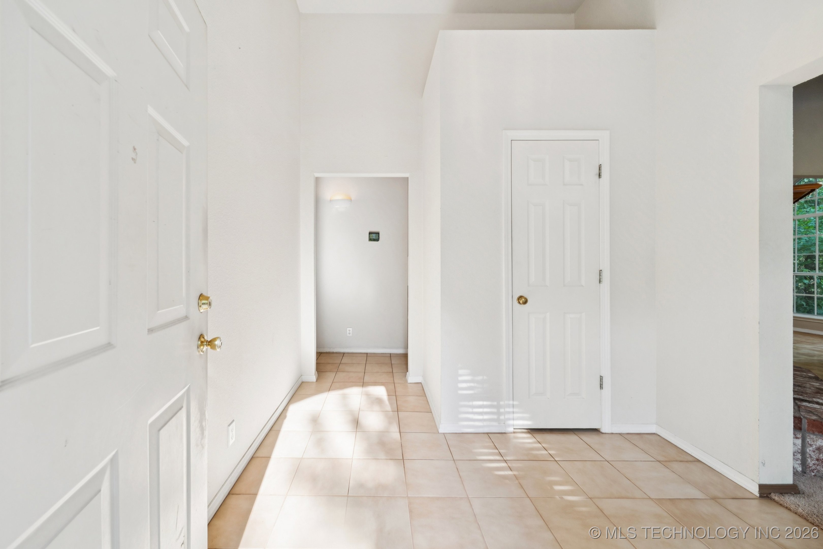 914 Ivy Lane Property Photo 7