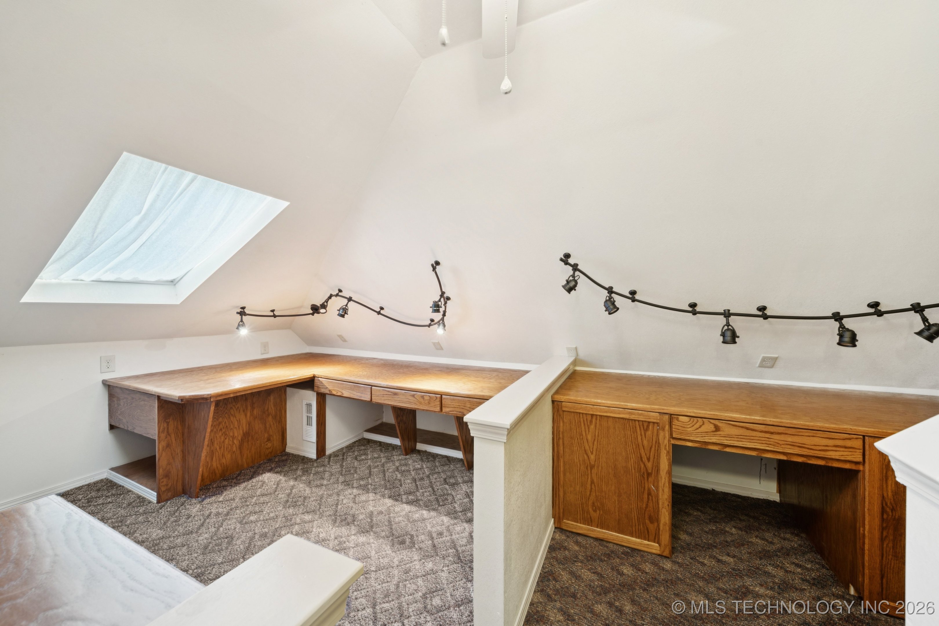 914 Ivy Lane Property Photo 34