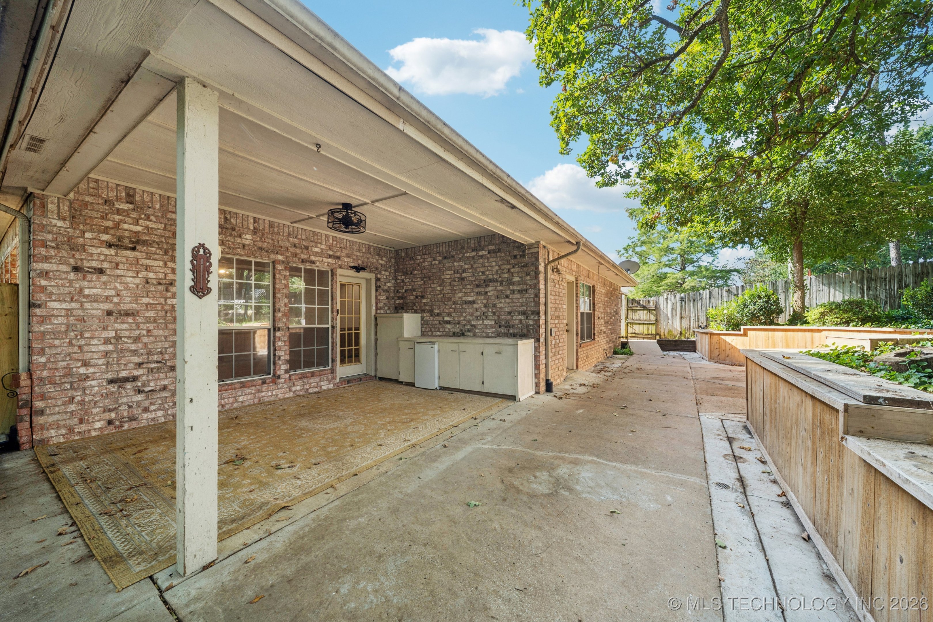 914 Ivy Lane Property Photo 38