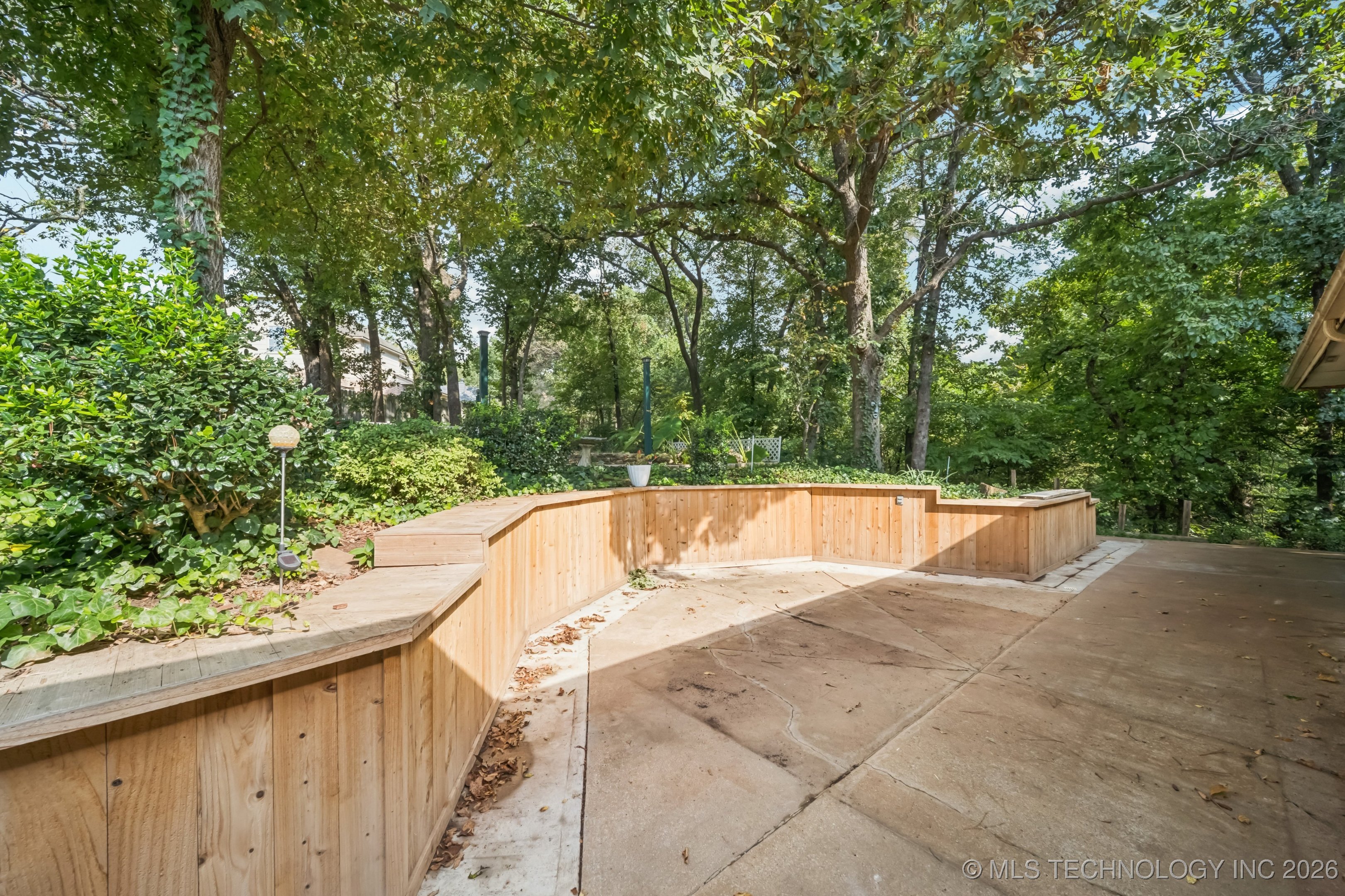 914 Ivy Lane Property Photo 42