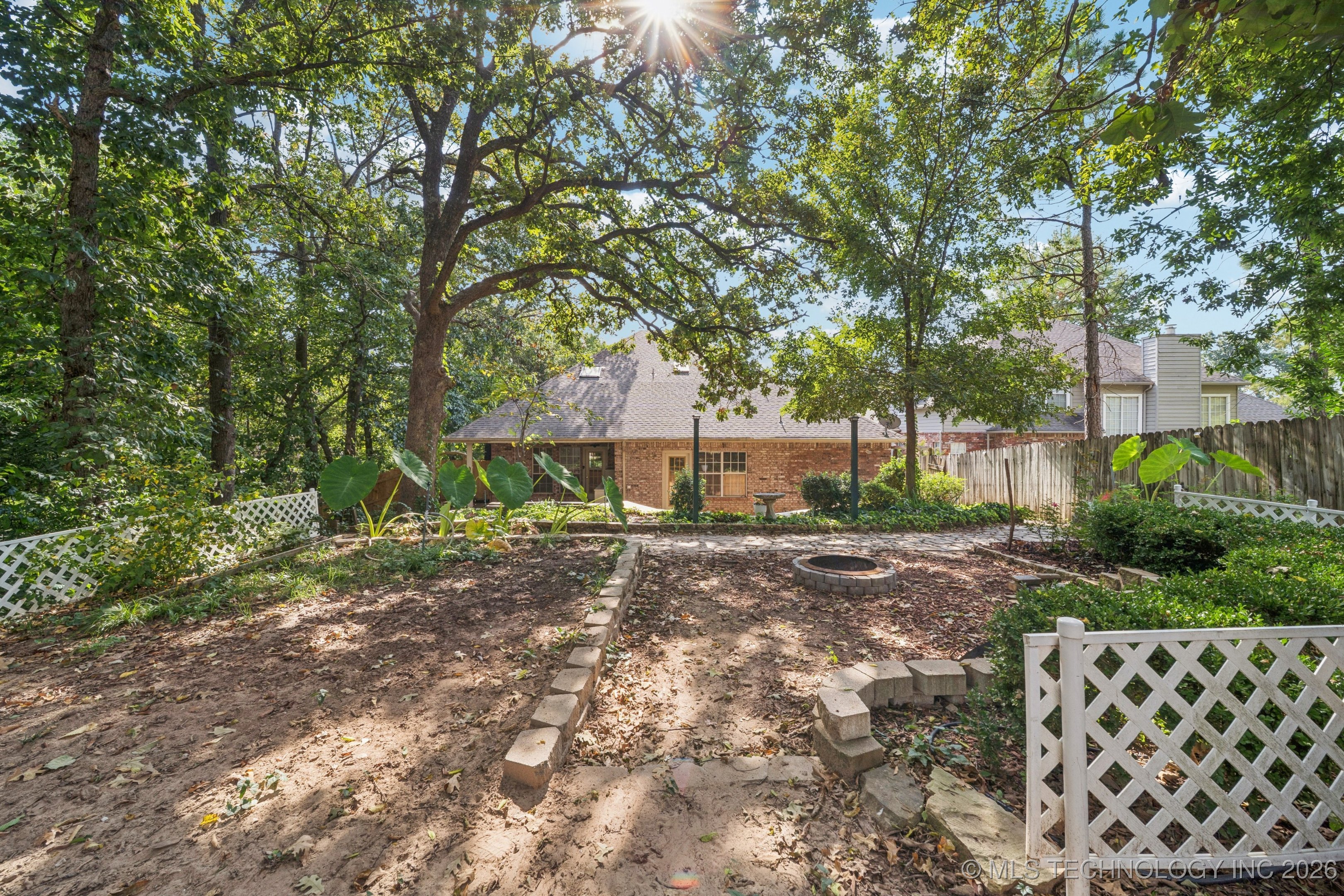 914 Ivy Lane Property Photo 43