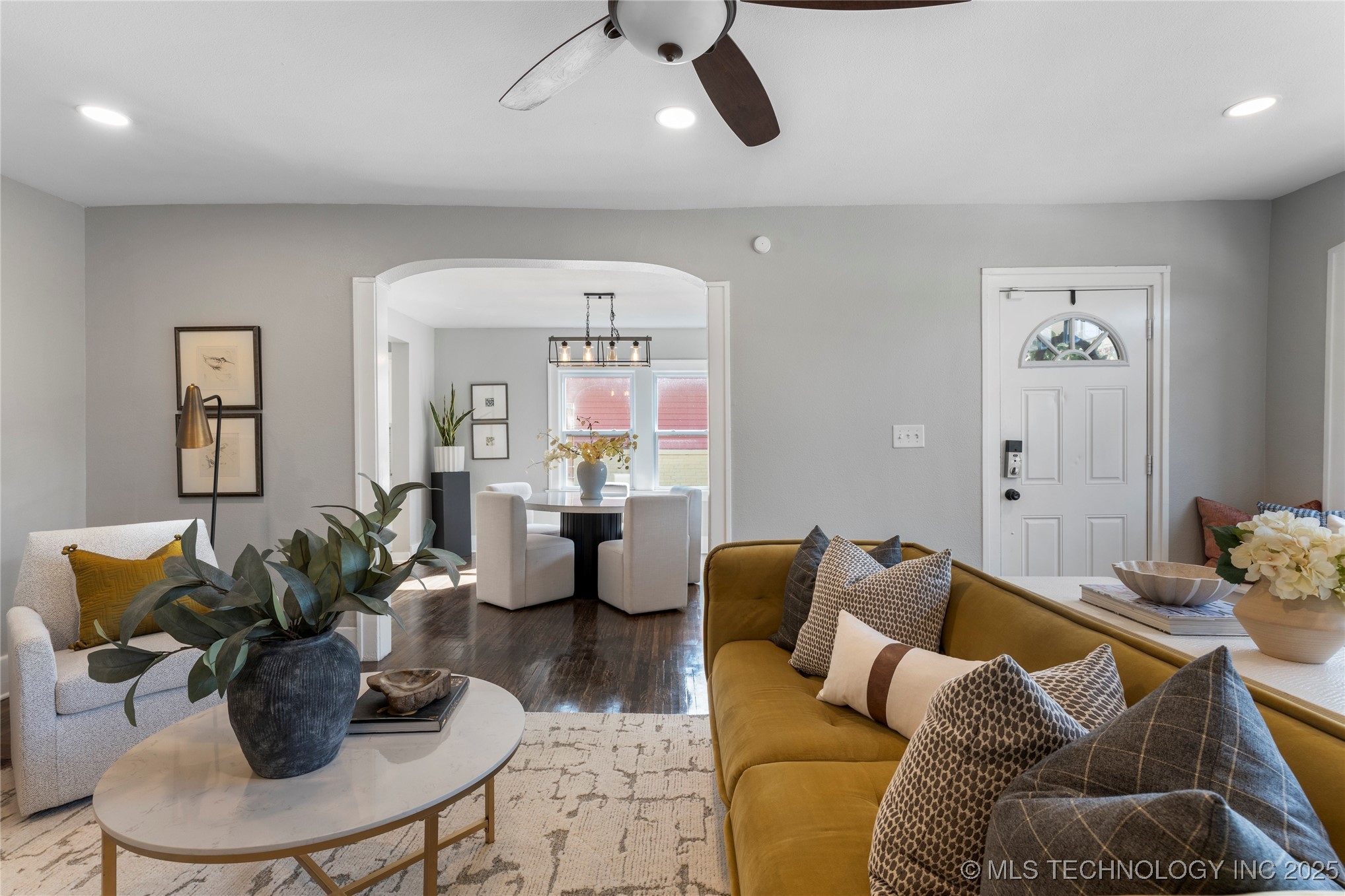 1815 W Cameron Street Property Photo 9