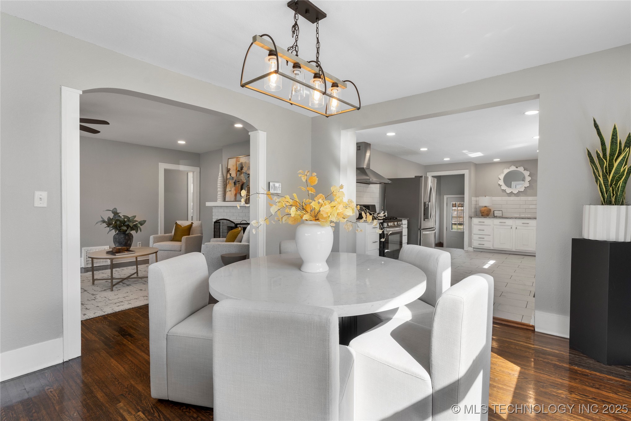 1815 W Cameron Street Property Photo 12