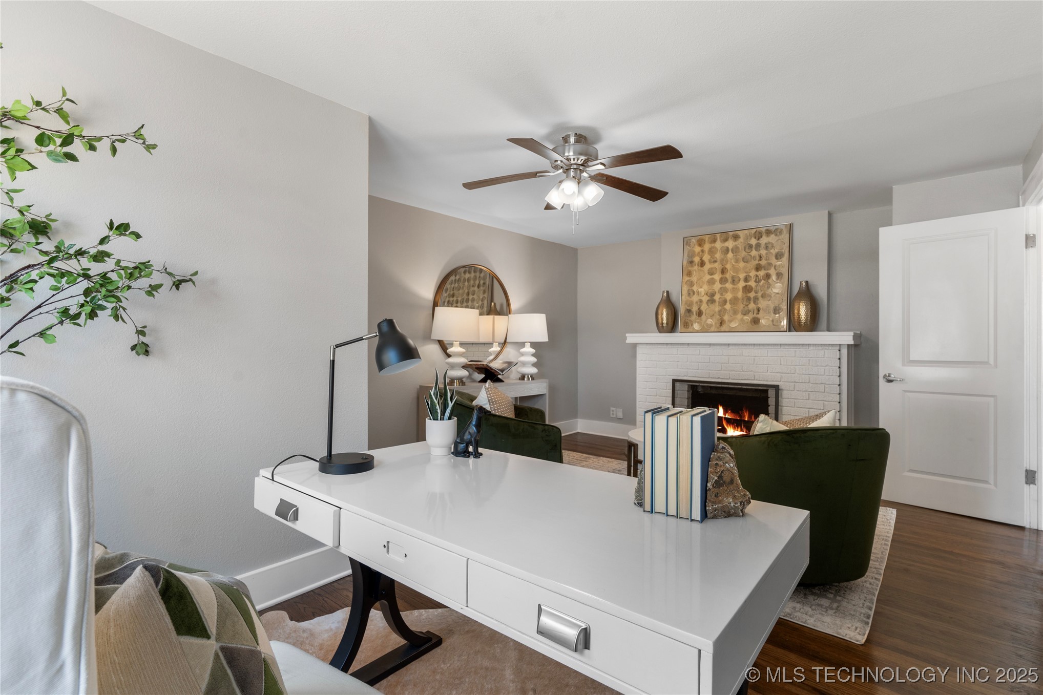 1815 W Cameron Street Property Photo 29