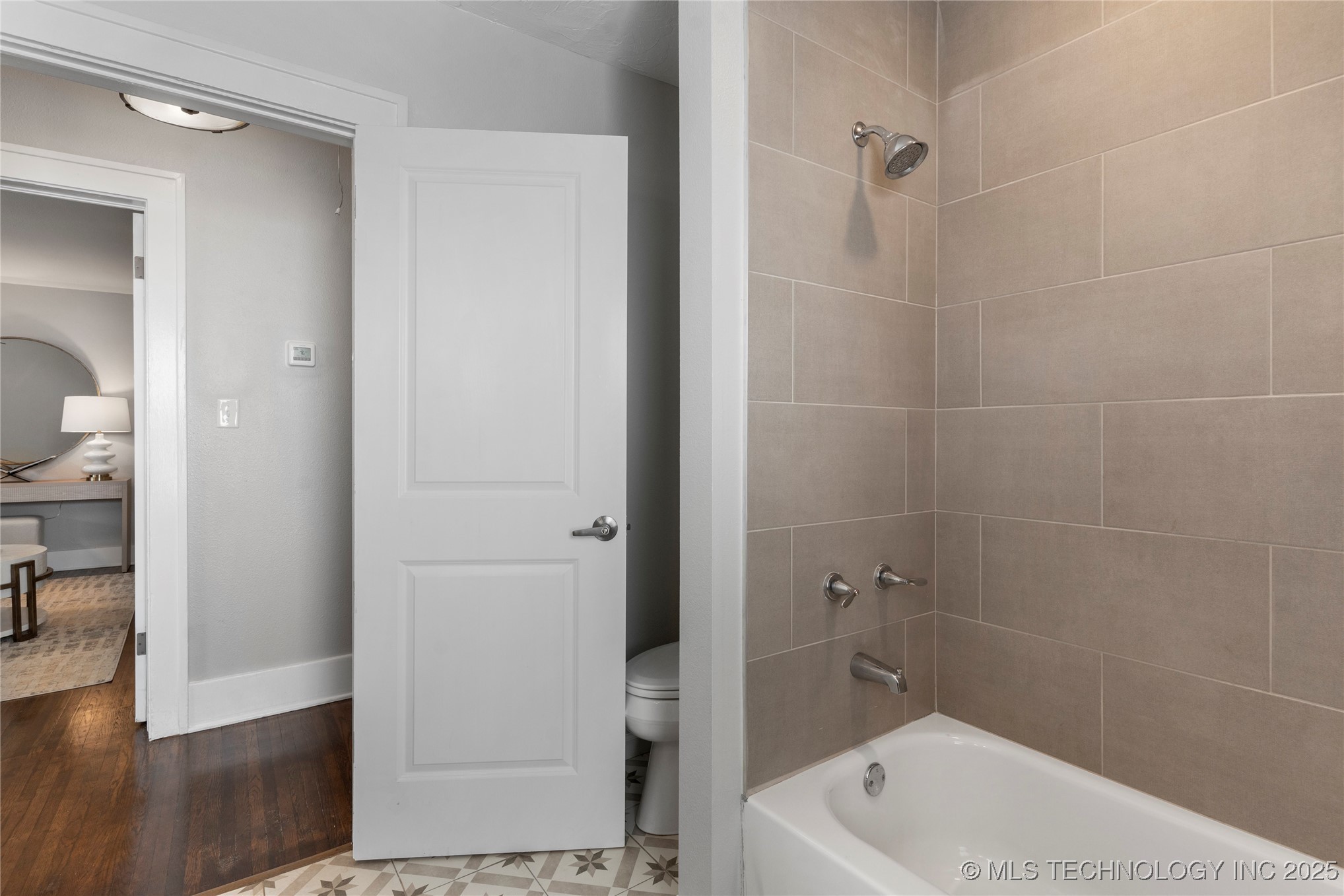 1815 W Cameron Street Property Photo 35