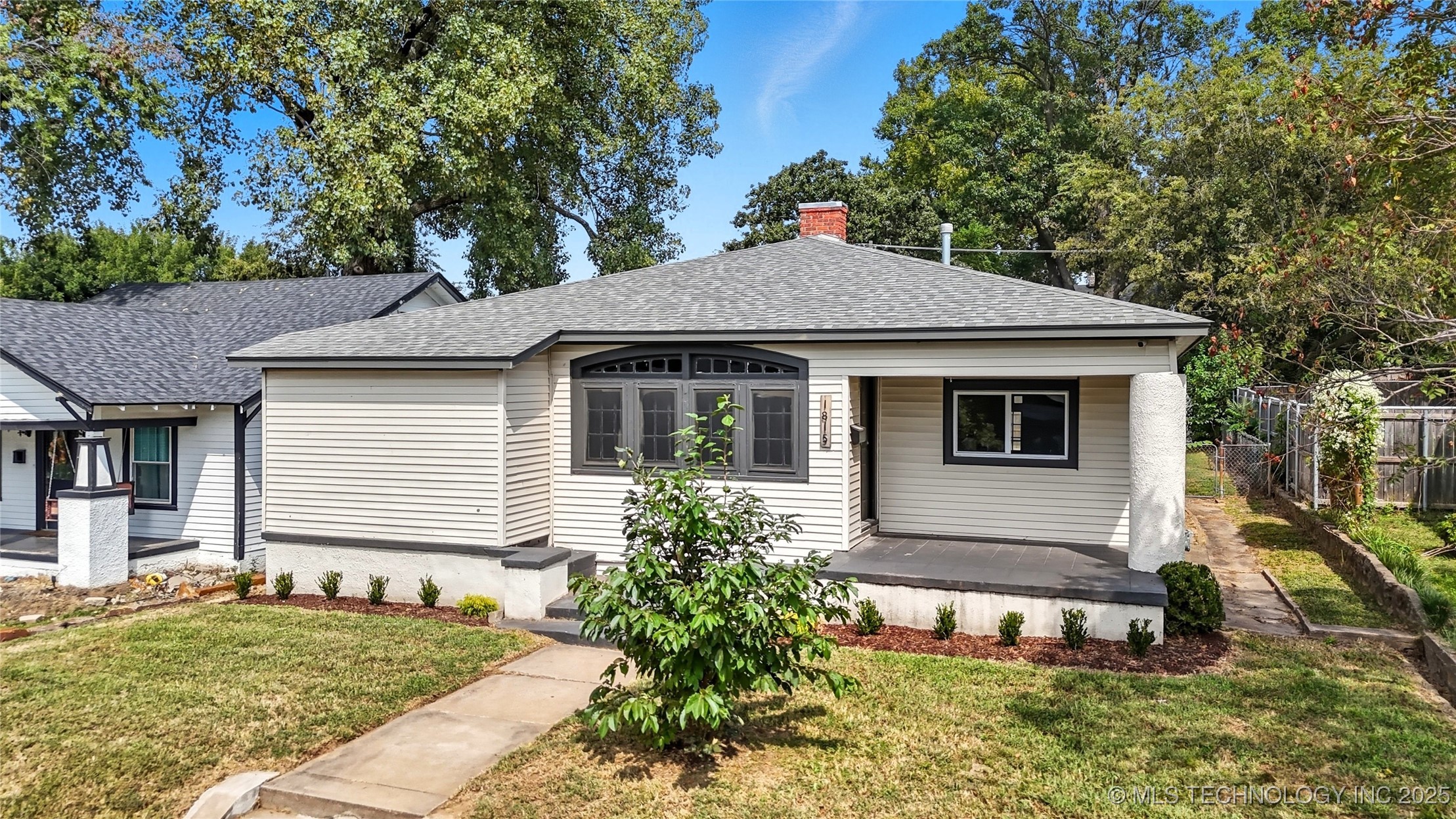 1815 W Cameron Street Property Photo 47