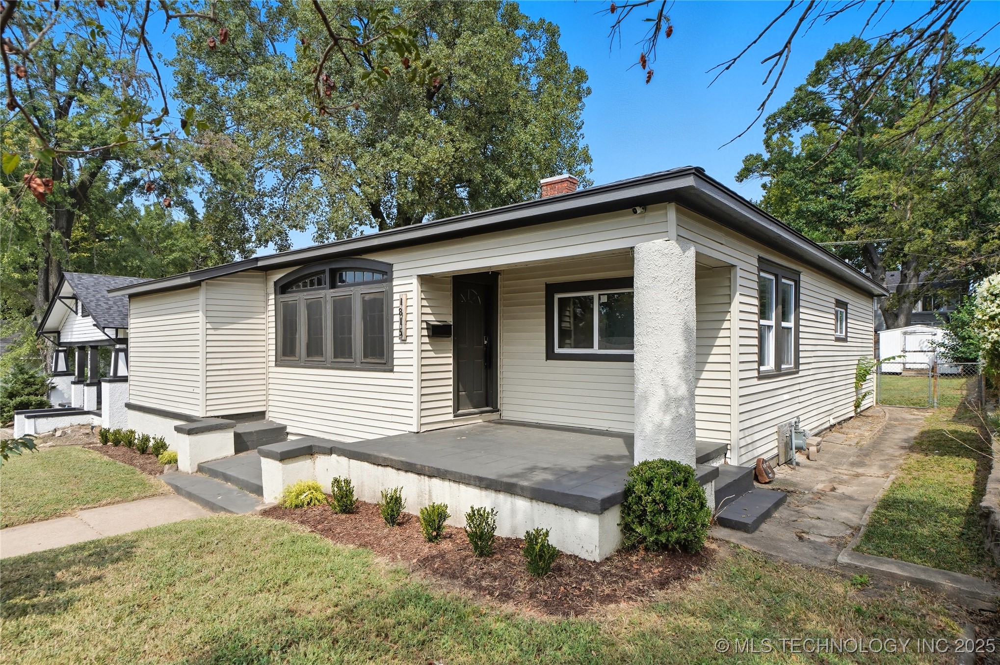 1815 W Cameron Street Property Photo 48