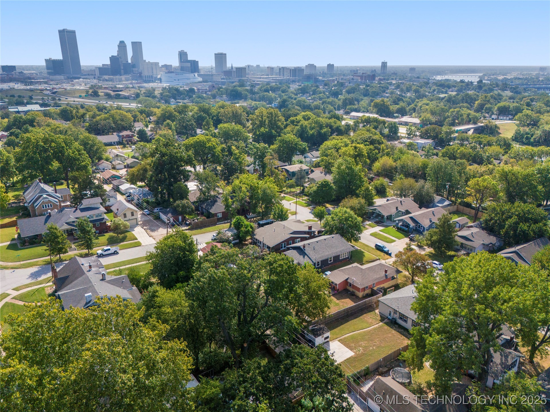 1815 W Cameron Street Property Photo 50