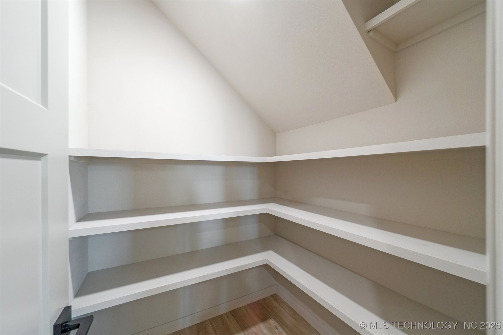 1833 N Troost Avenue Property Photo 13