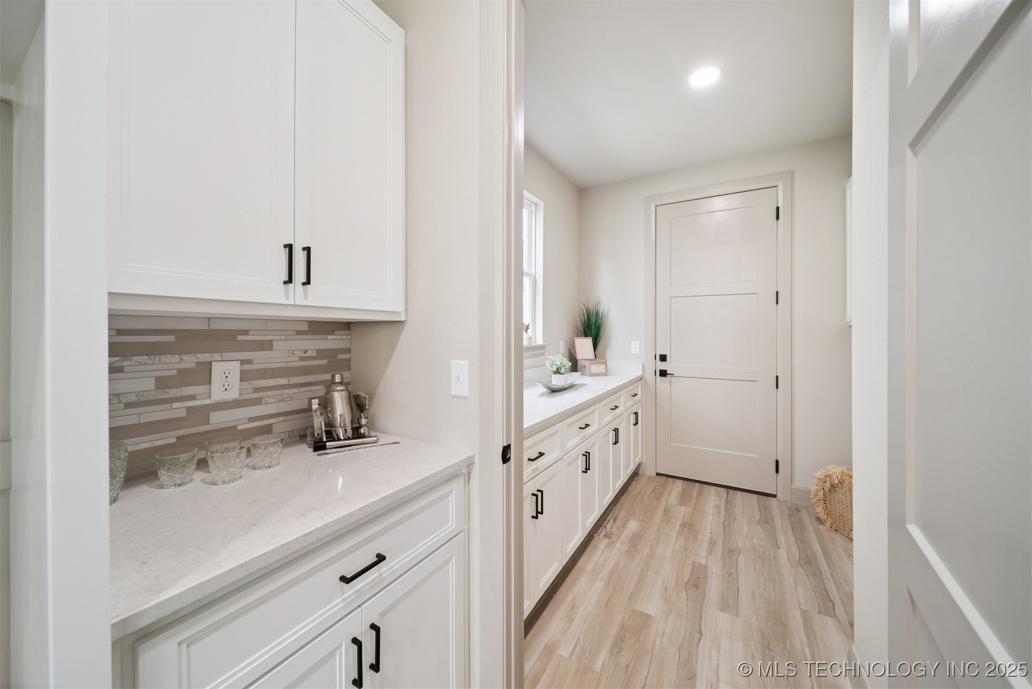 1833 N Troost Avenue Property Photo 16