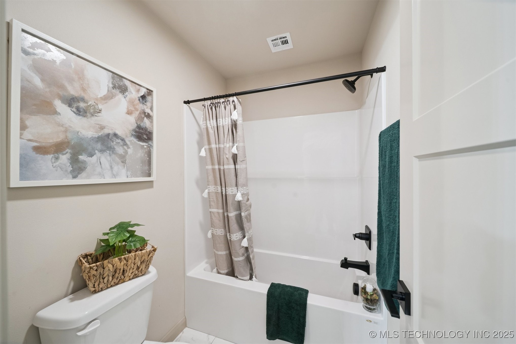 1833 N Troost Avenue Property Photo 34