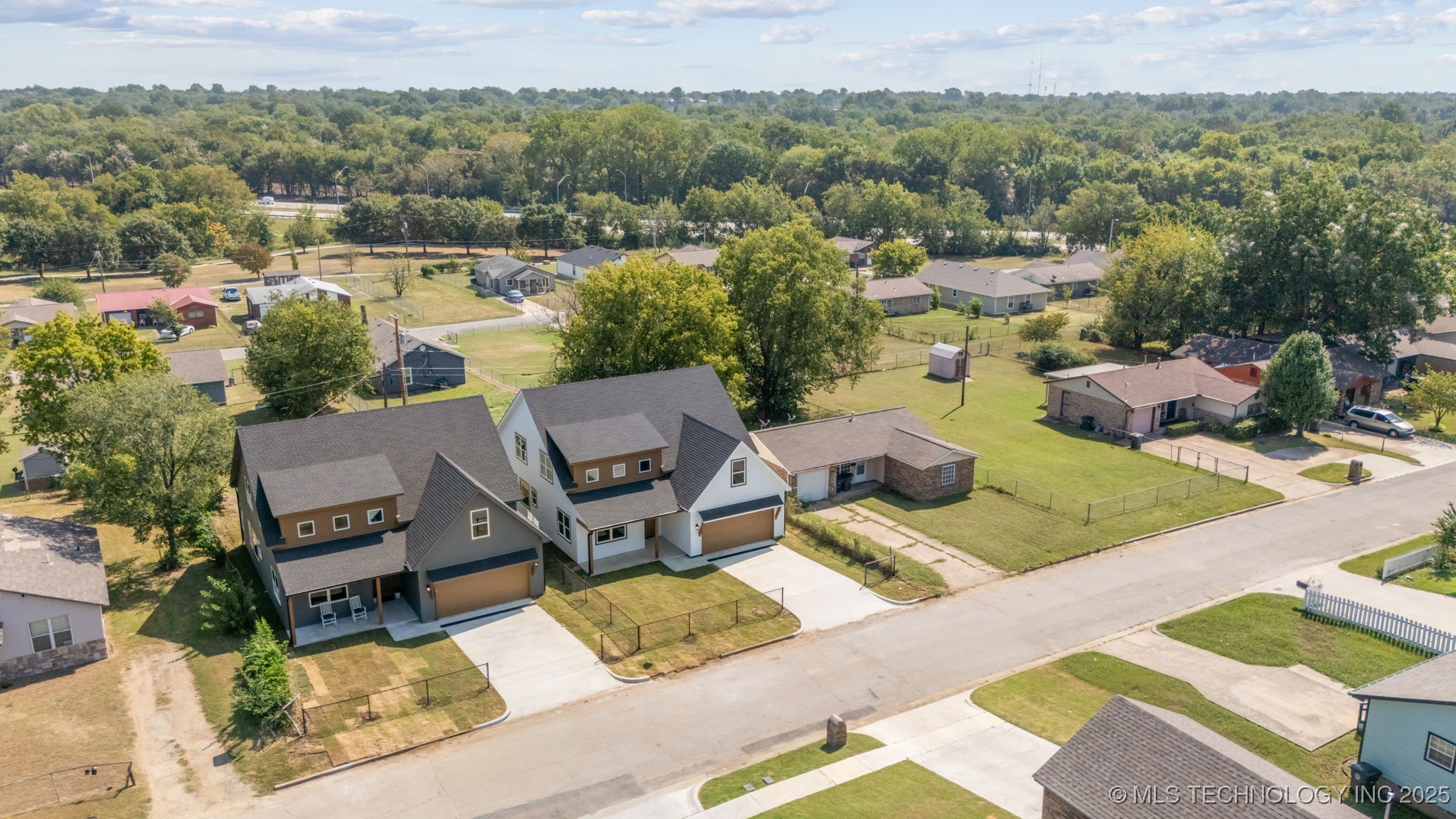 1833 N Troost Avenue Property Photo 44