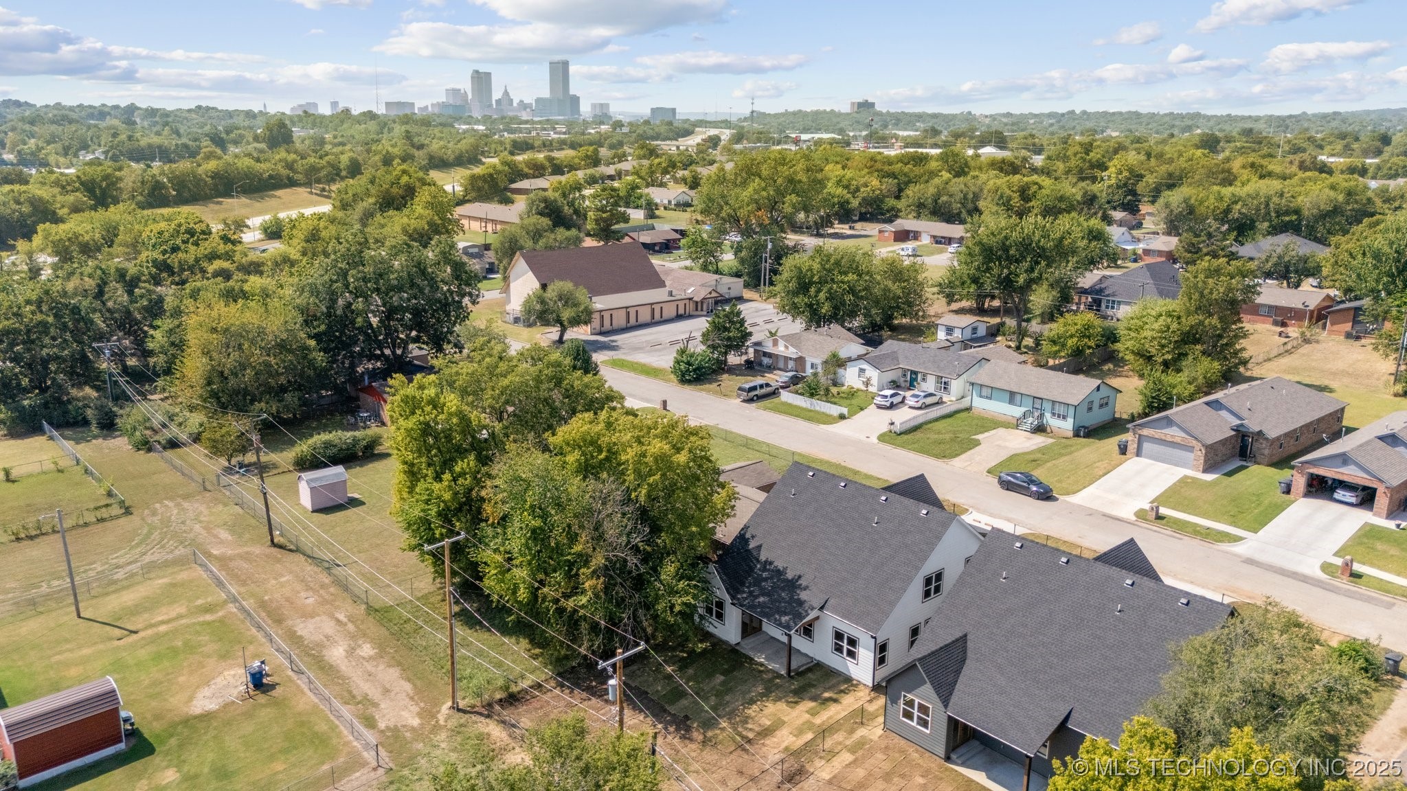 1833 N Troost Avenue Property Photo 46