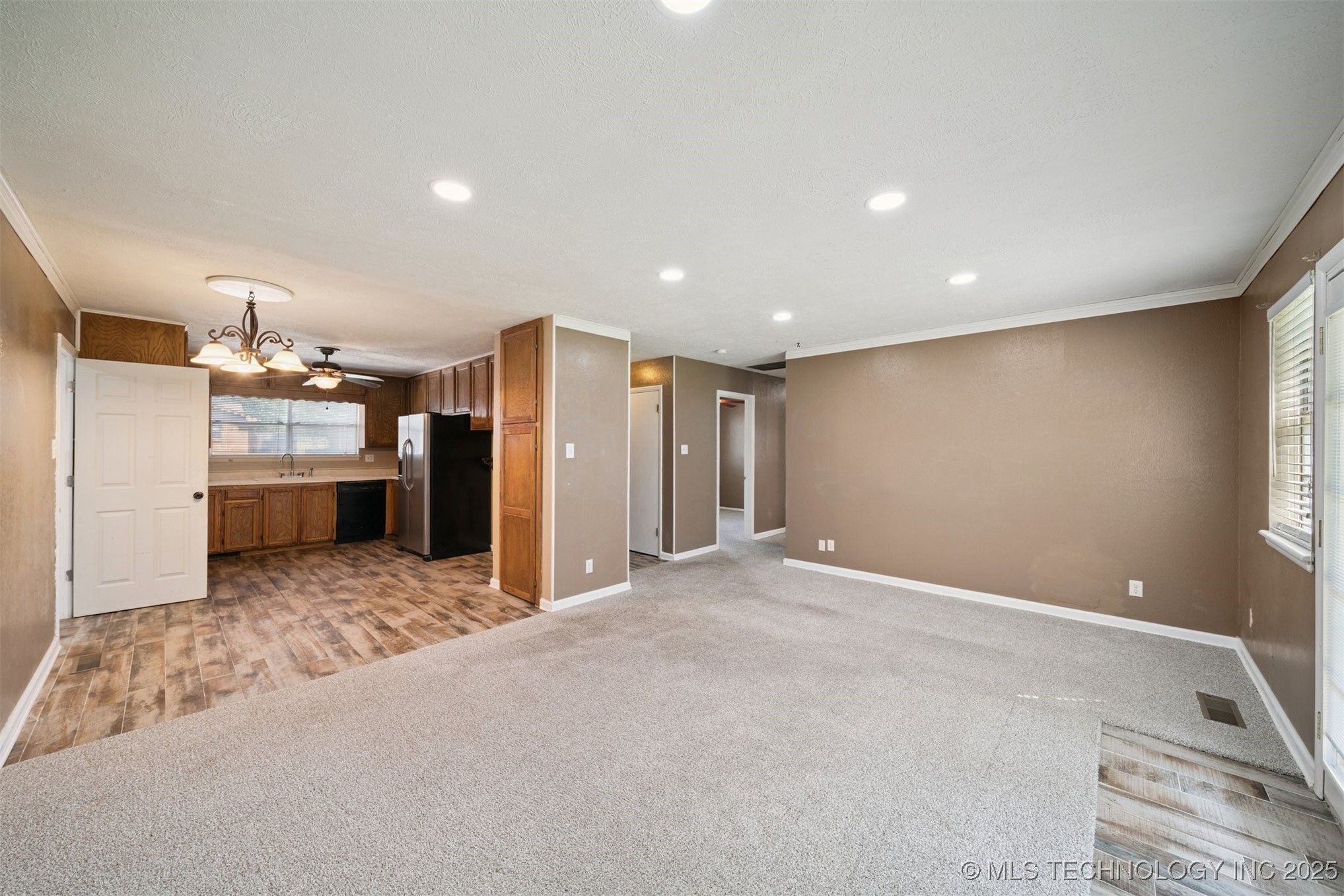 2815 Monta Place Property Photo 8