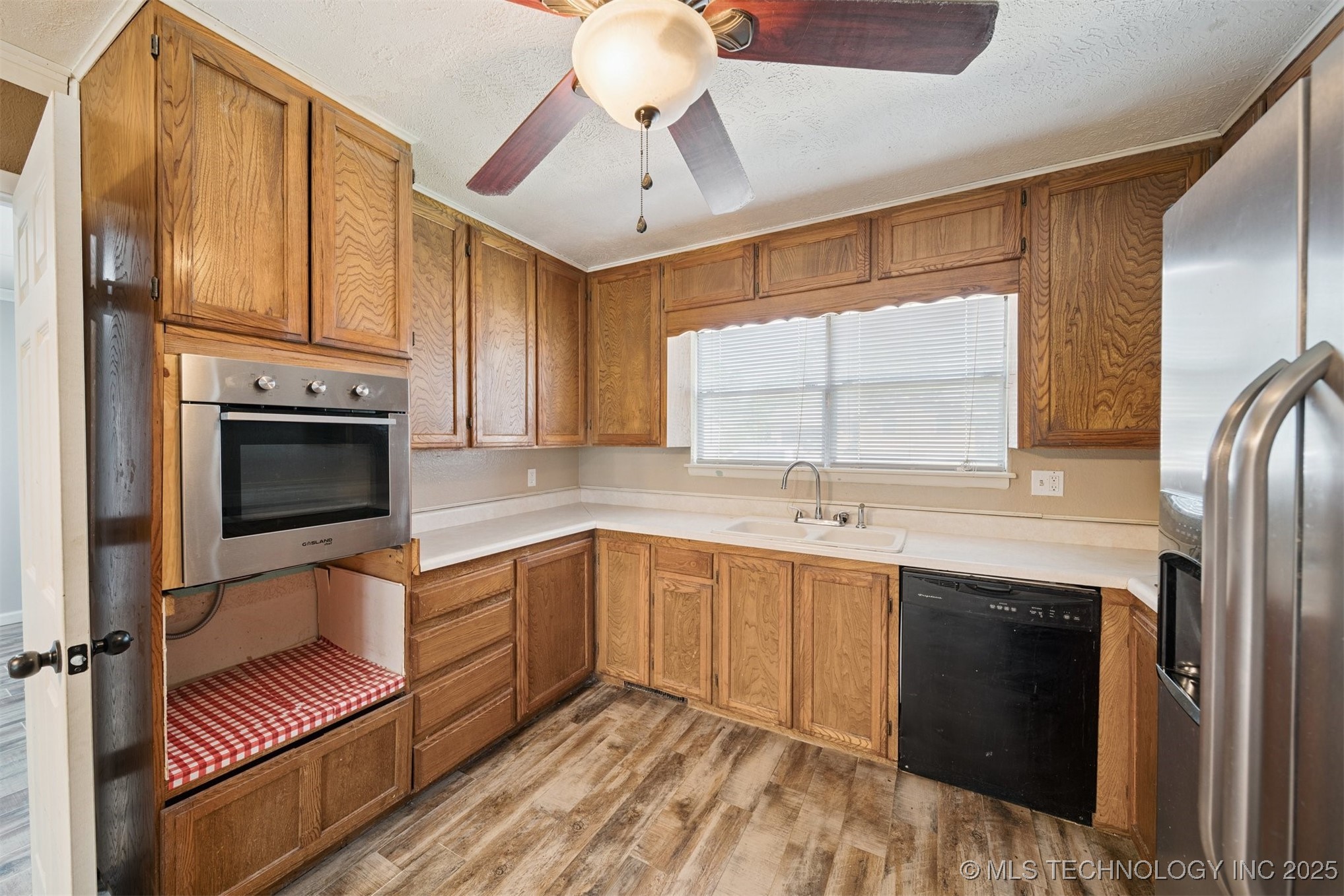 2815 Monta Place Property Photo 10