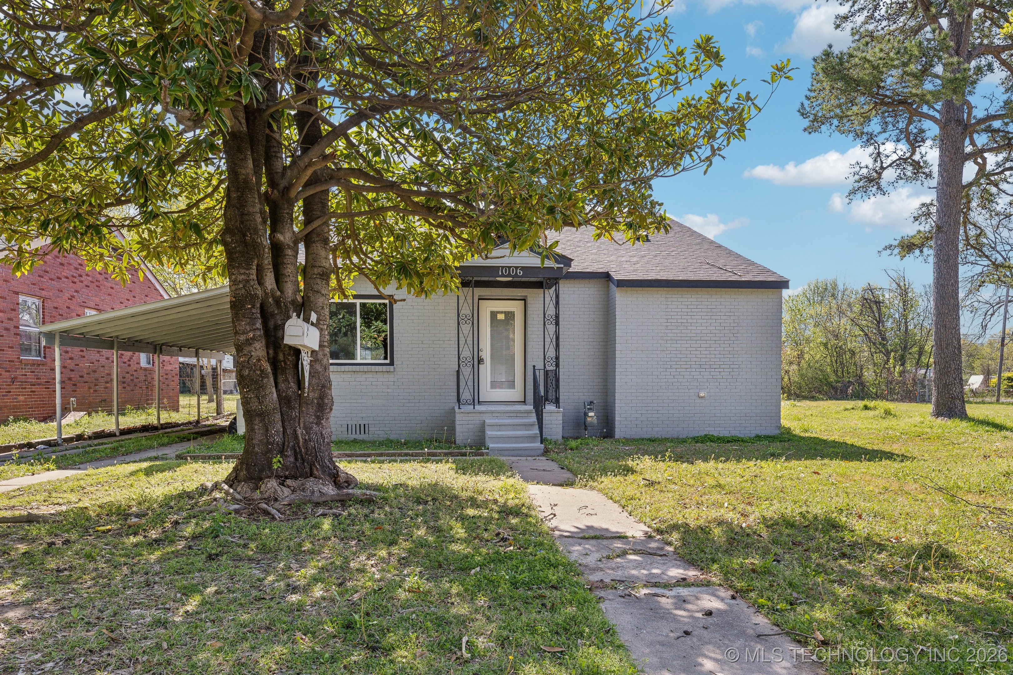 1006 N K Street Property Photo 2