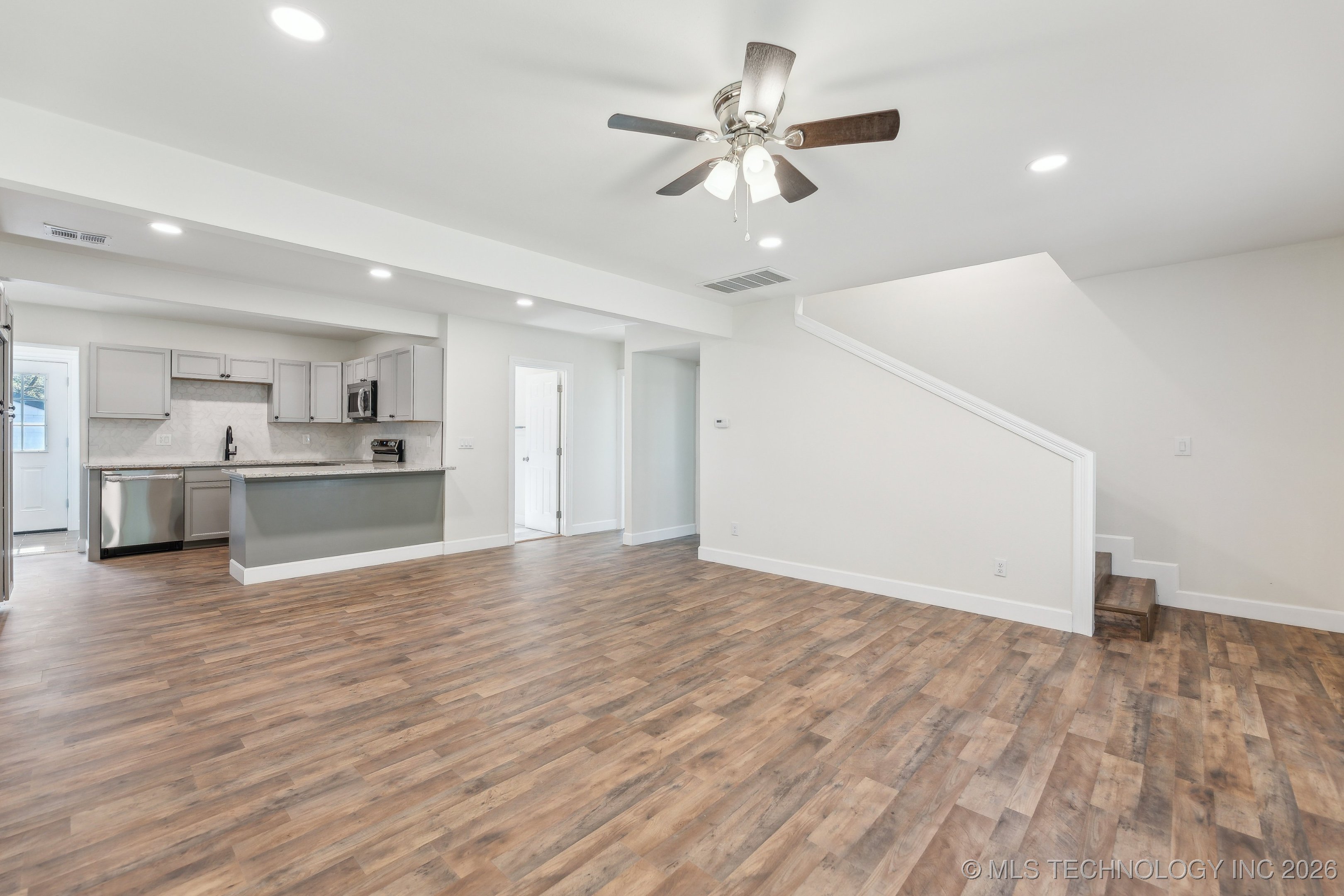 1006 N K Street Property Photo 5