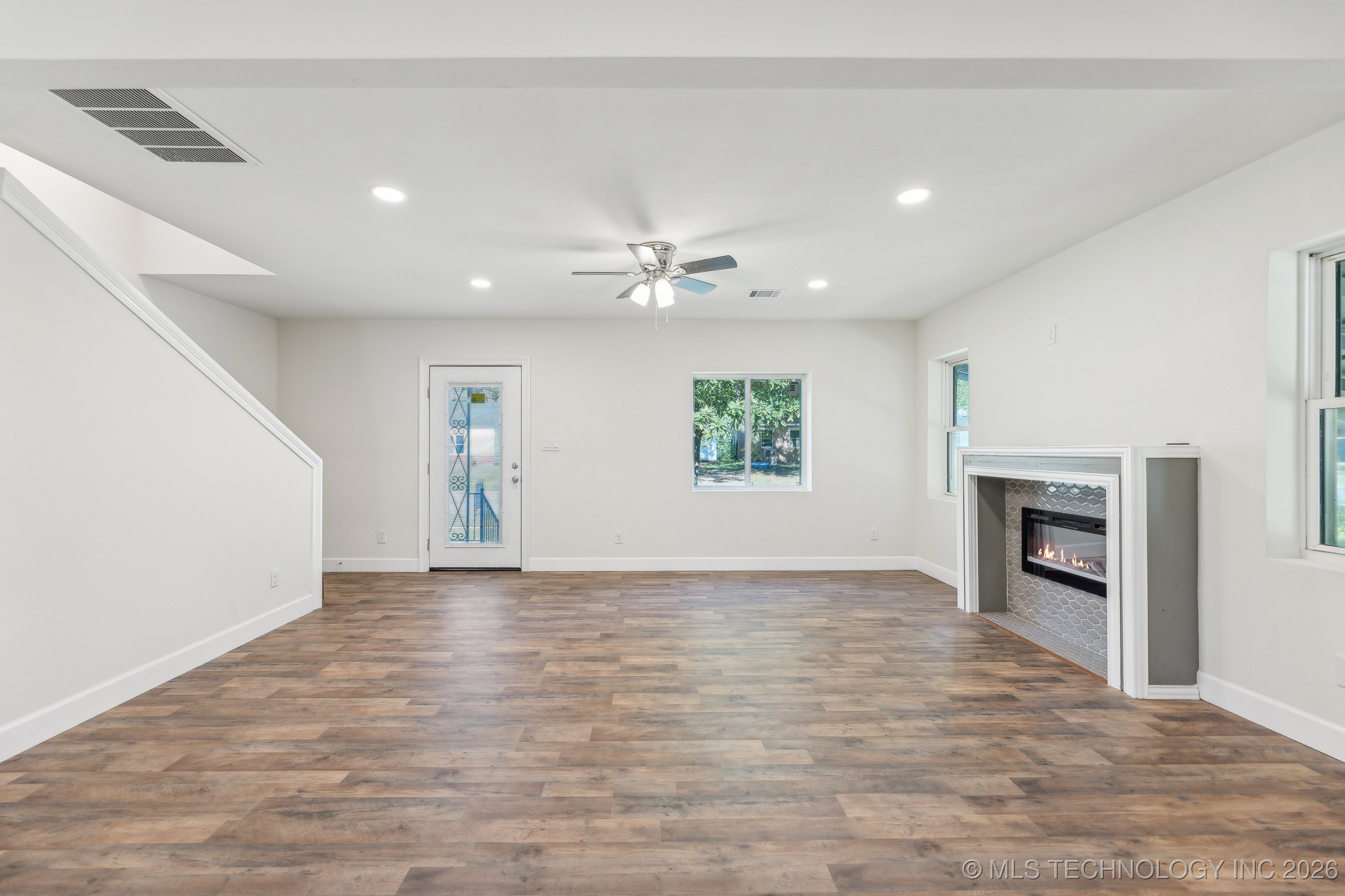 1006 N K Street Property Photo 7