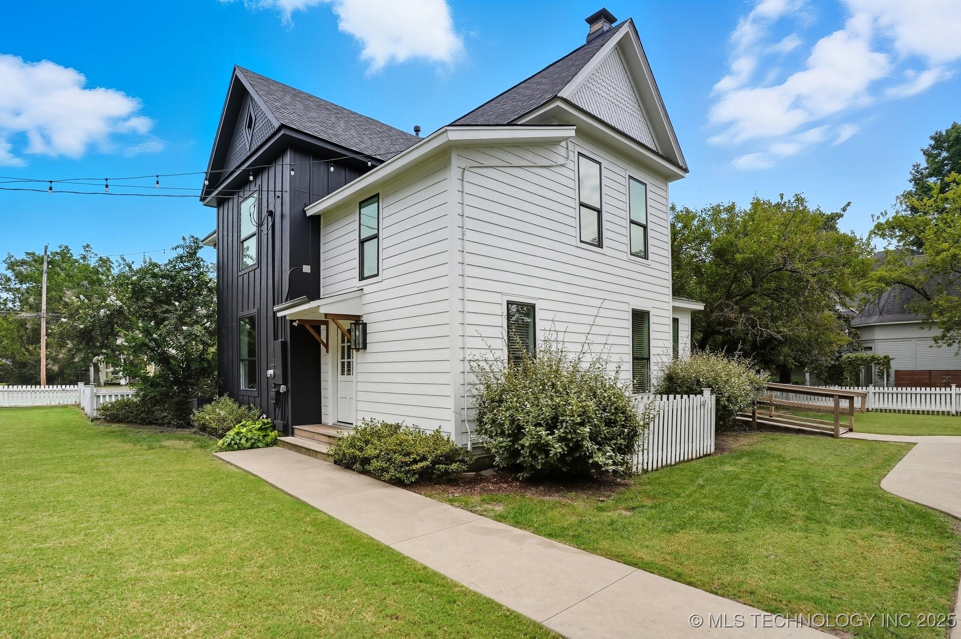 924 S Main Street Property Photo 14