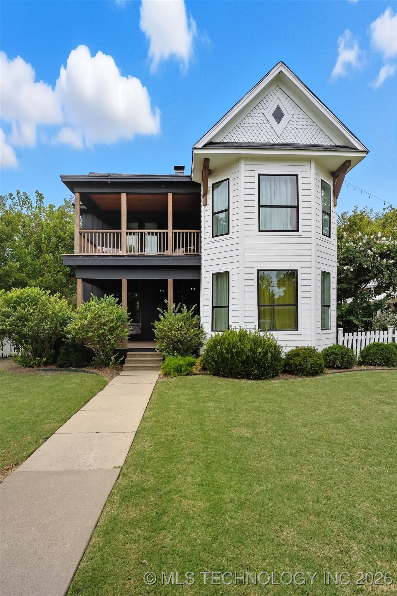 924 S Main Street Property Photo 18