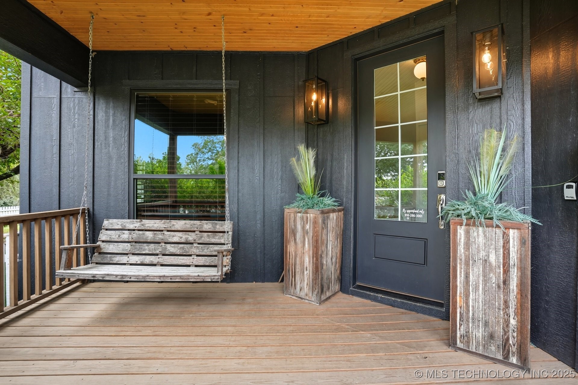 924 S Main Street Property Photo 19