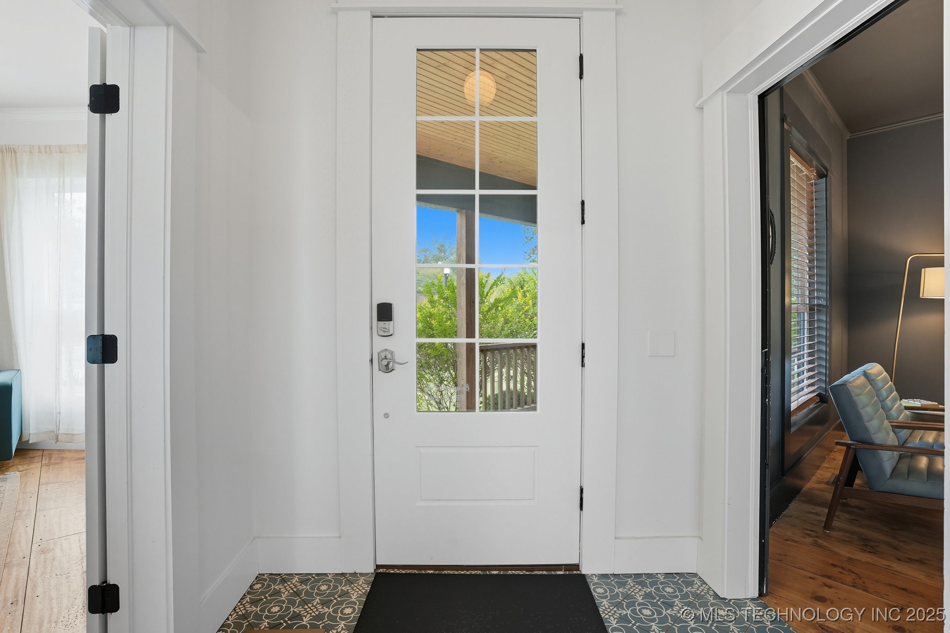 924 S Main Street Property Photo 25