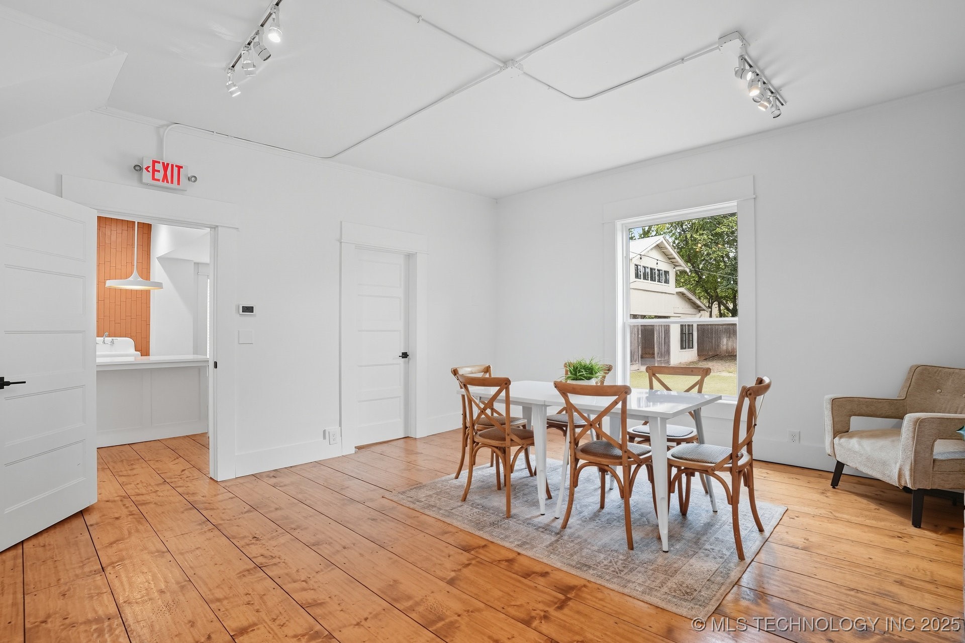 924 S Main Street Property Photo 30