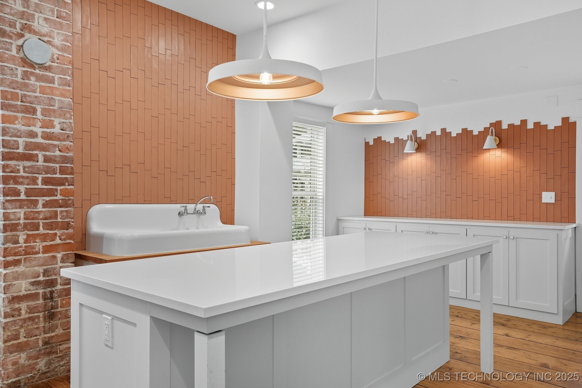 924 S Main Street Property Photo 37