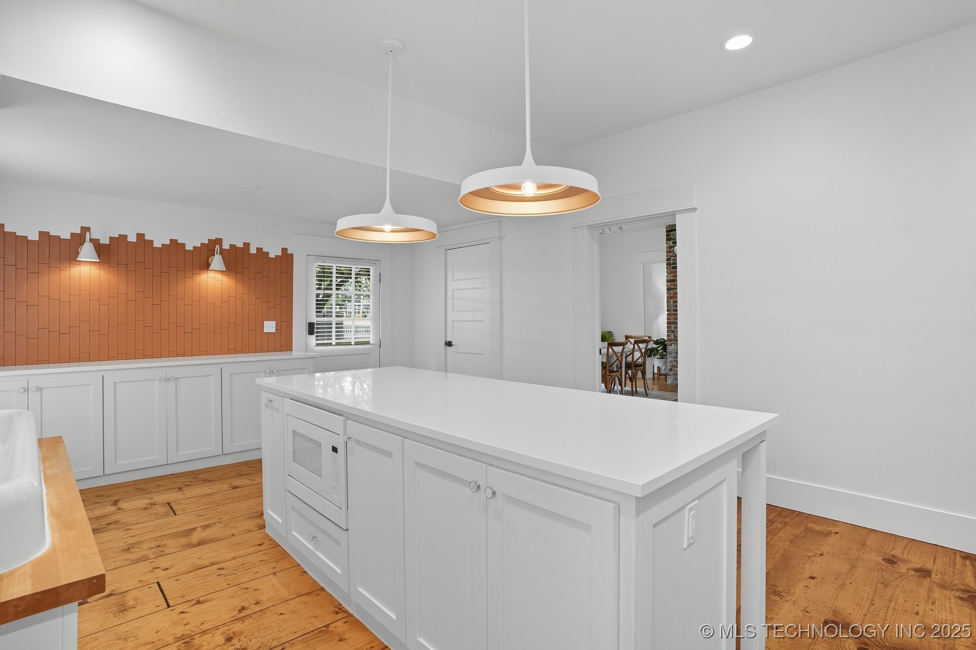 924 S Main Street Property Photo 39