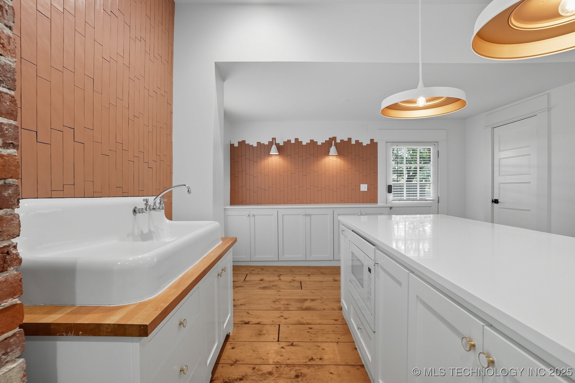 924 S Main Street Property Photo 40