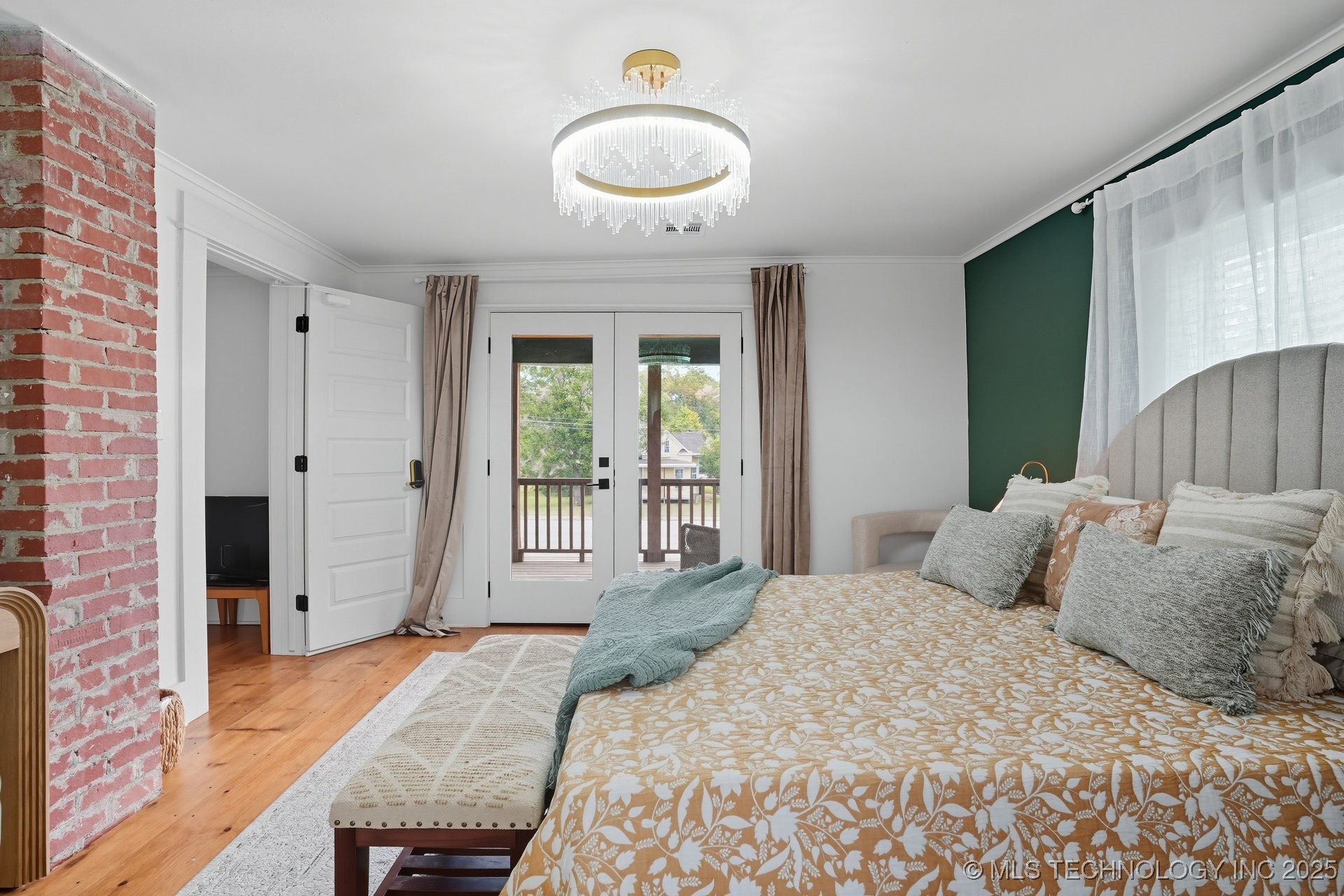 924 S Main Street Property Photo 70