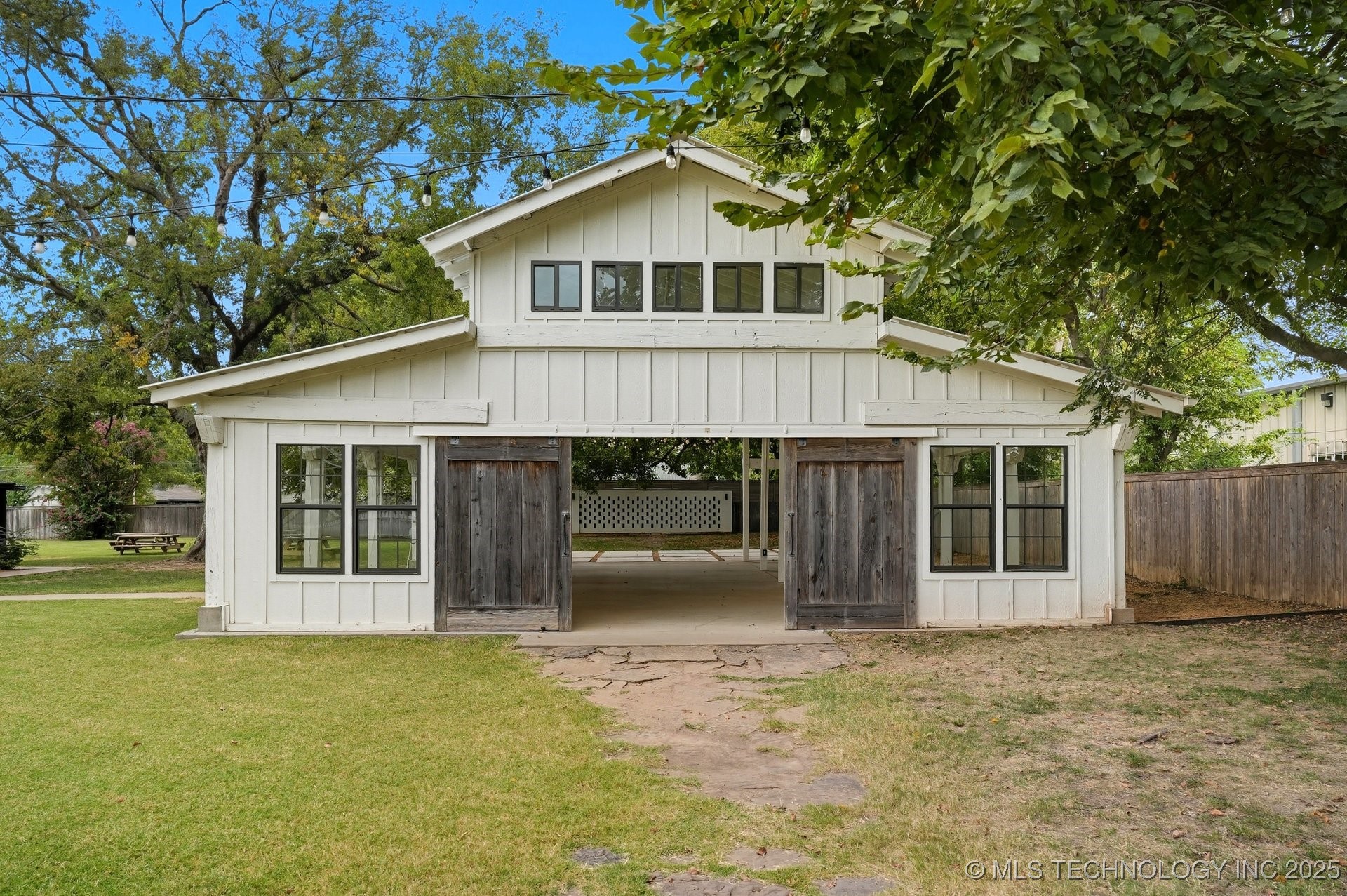 924 S Main Street Property Photo 75