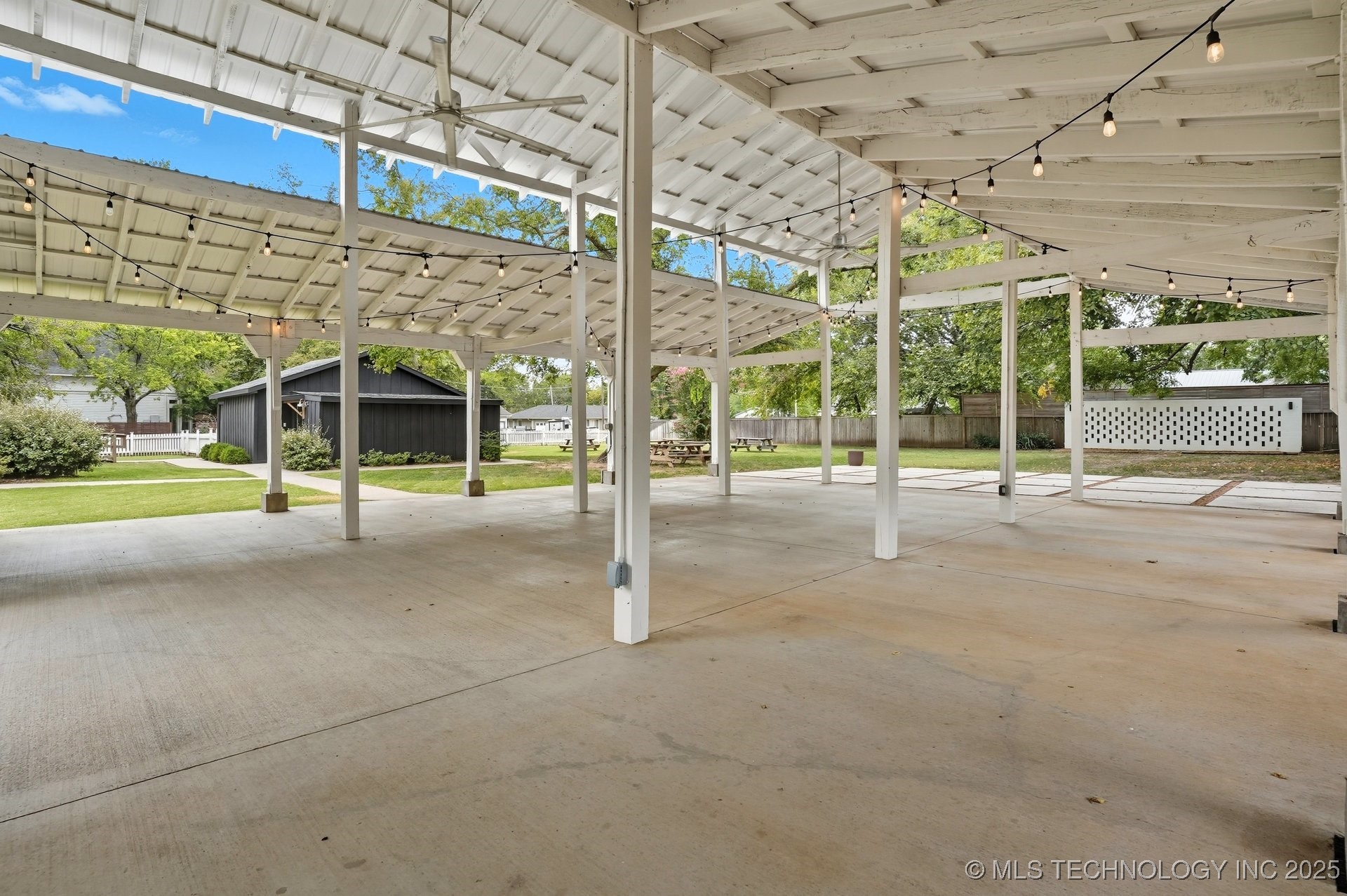 924 S Main Street Property Photo 79