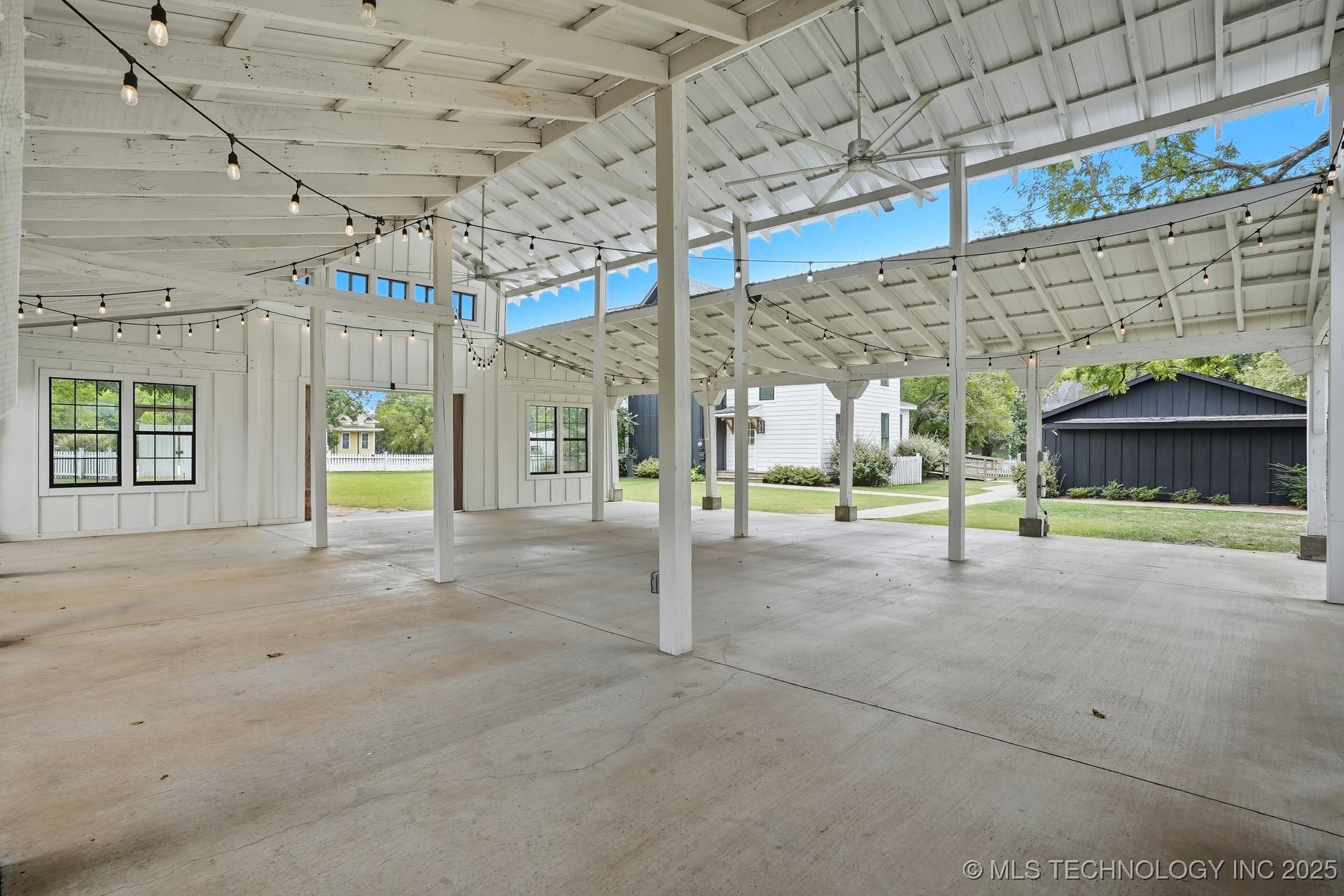 924 S Main Street Property Photo 80