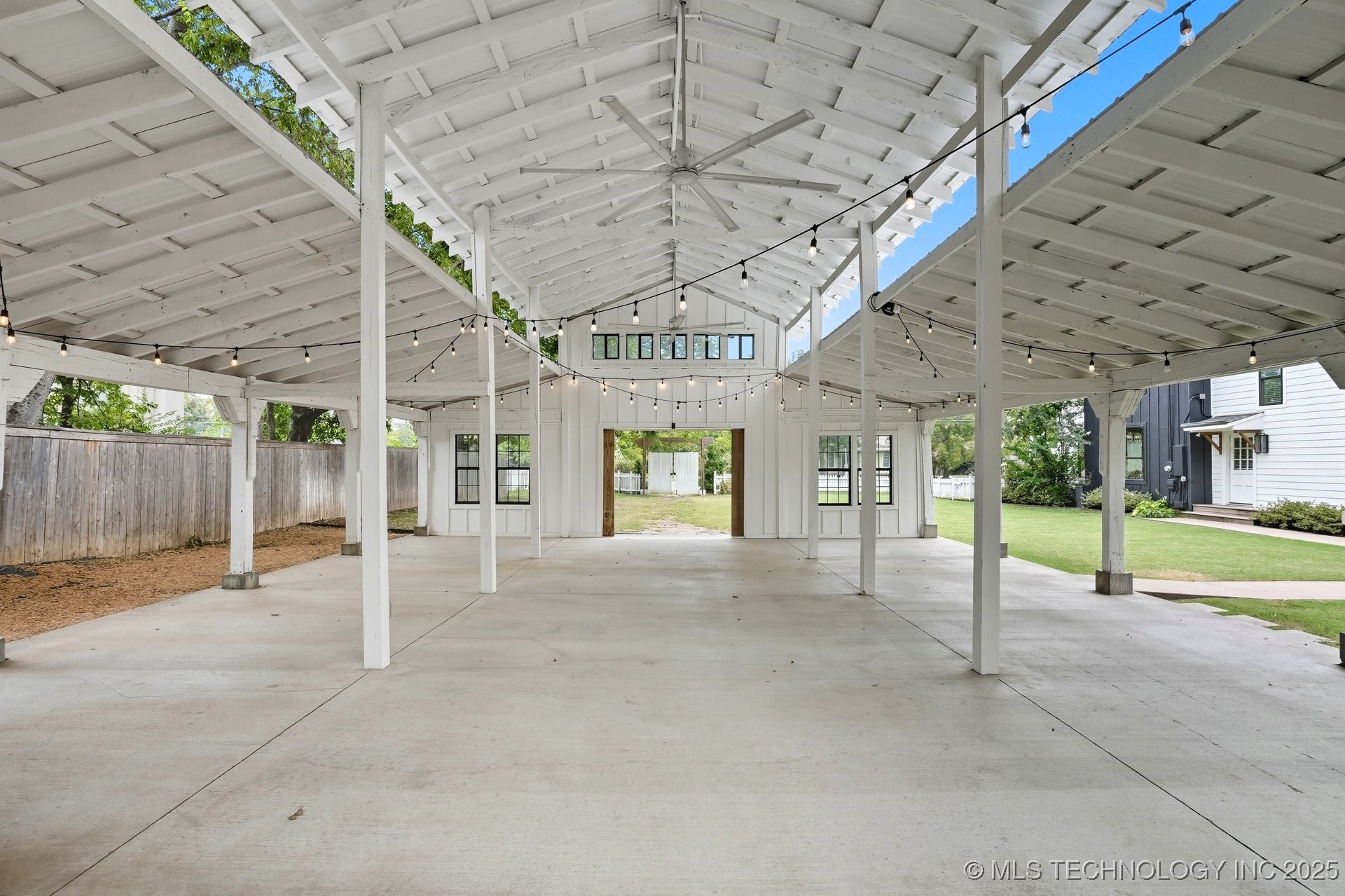 924 S Main Street Property Photo 81